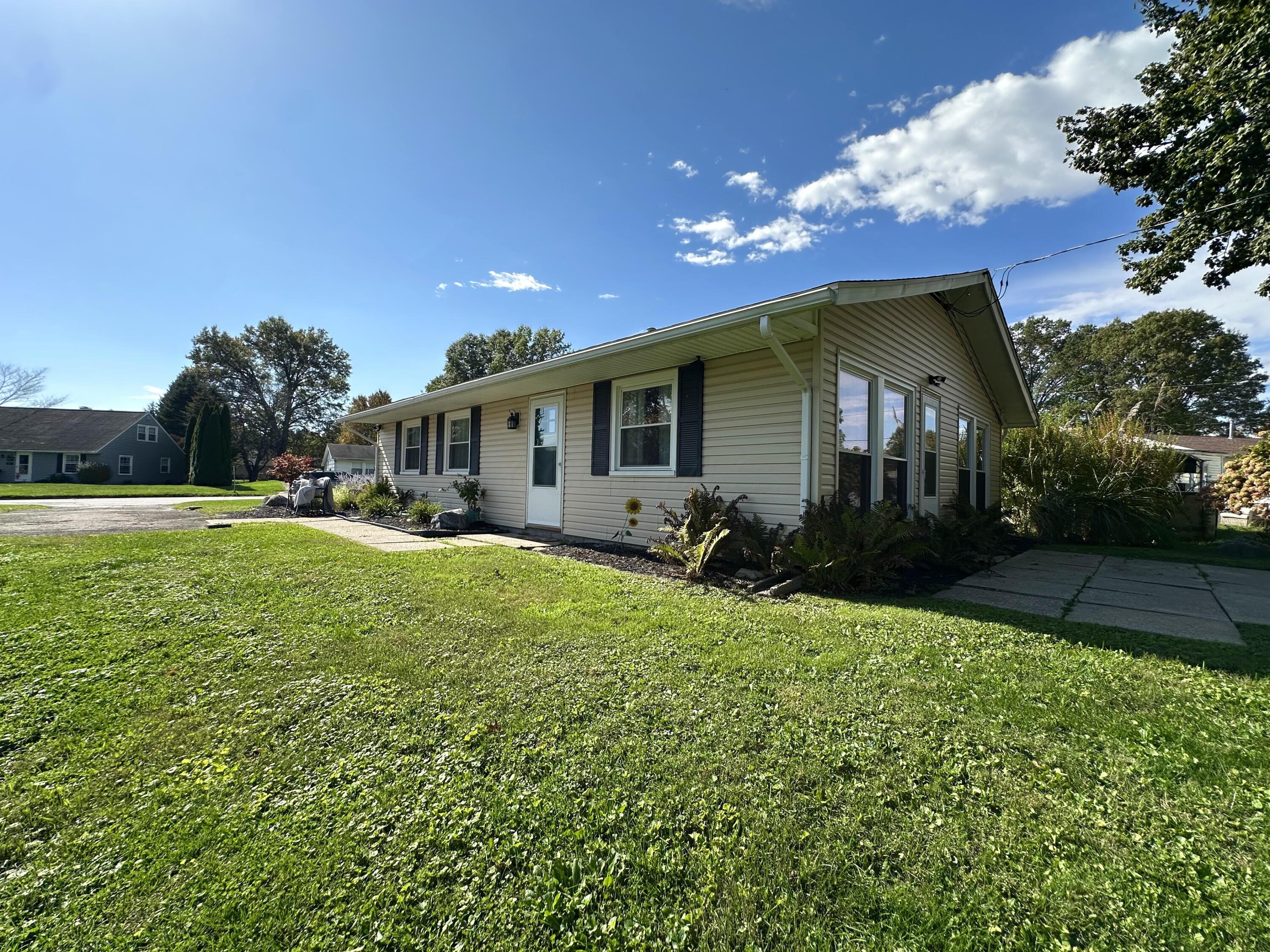 118 Sherwood Drive Property Photo 1