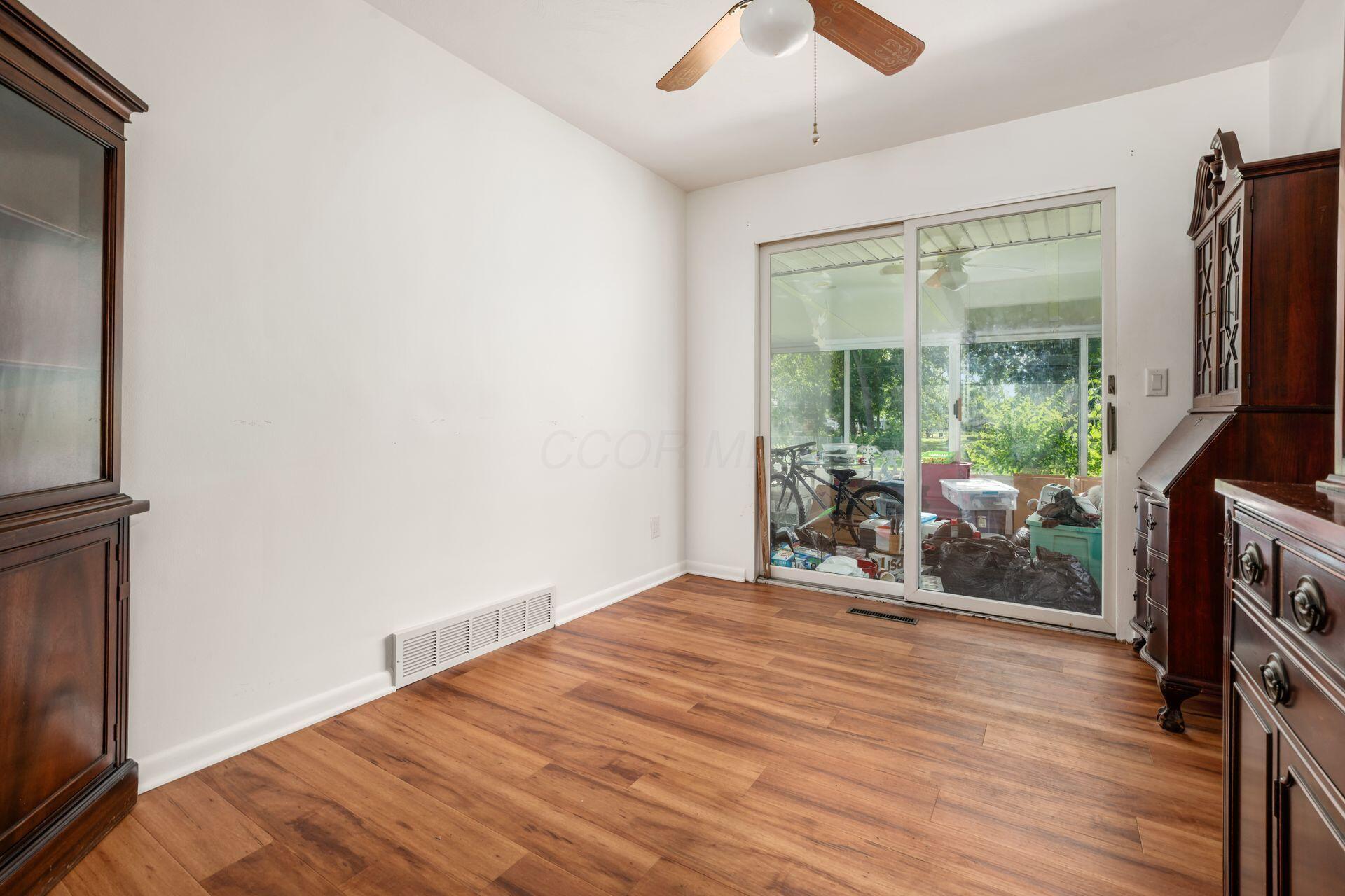 4553 Sandy Lane Road Property Photo 9