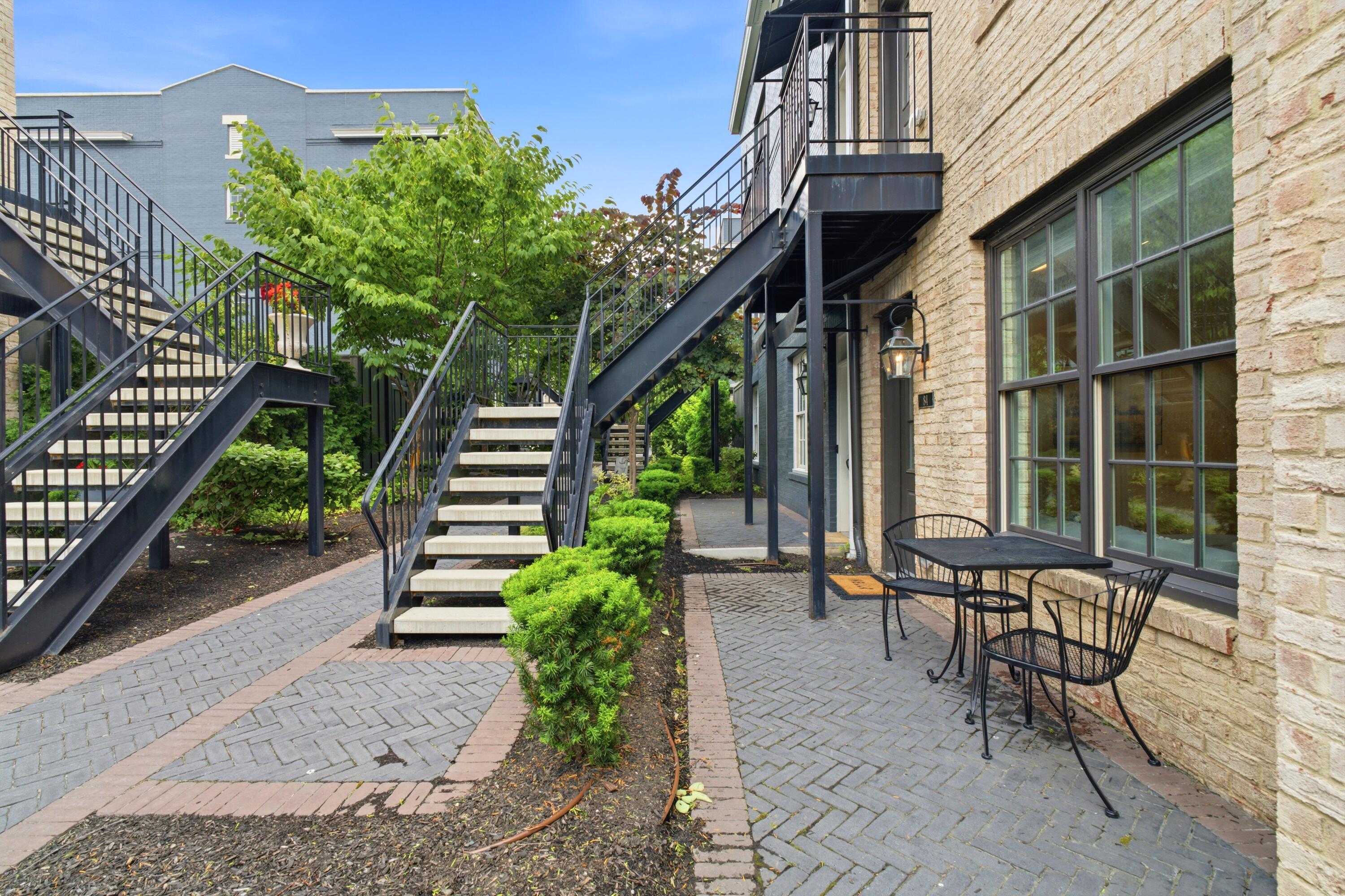 84 Normandy Avenue, G52 Property Photo 7