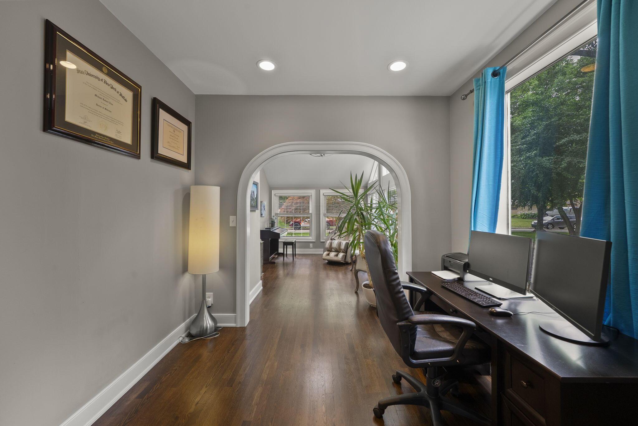 1851 Berkshire Road Property Photo 23