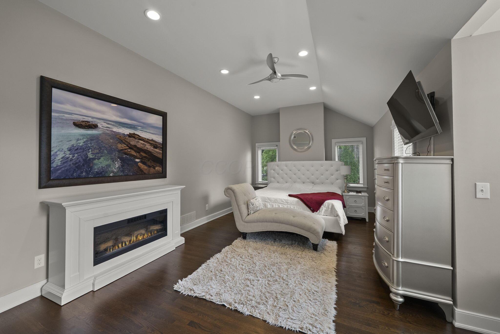 1851 Berkshire Road Property Photo 31