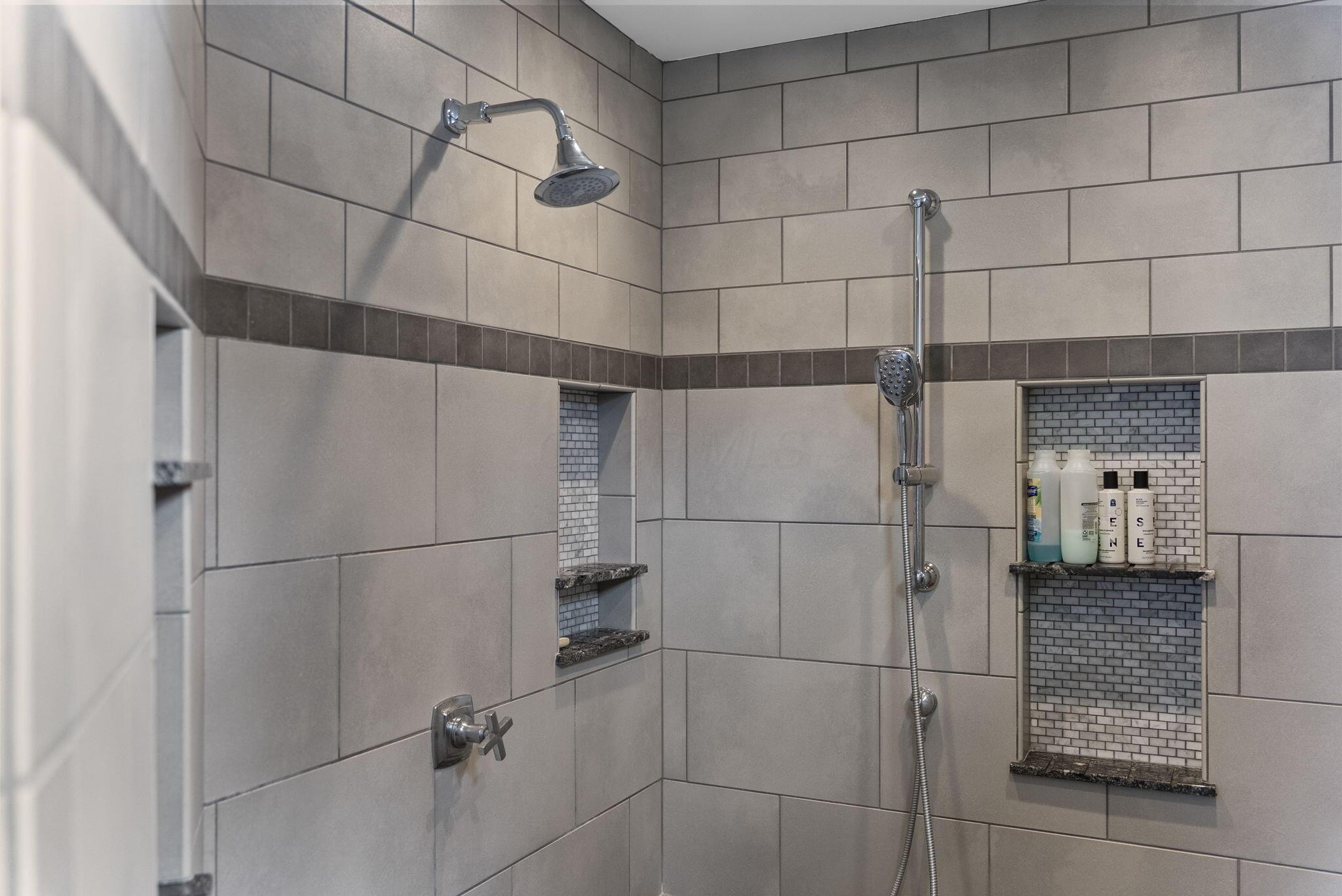 1851 Berkshire Road Property Photo 39