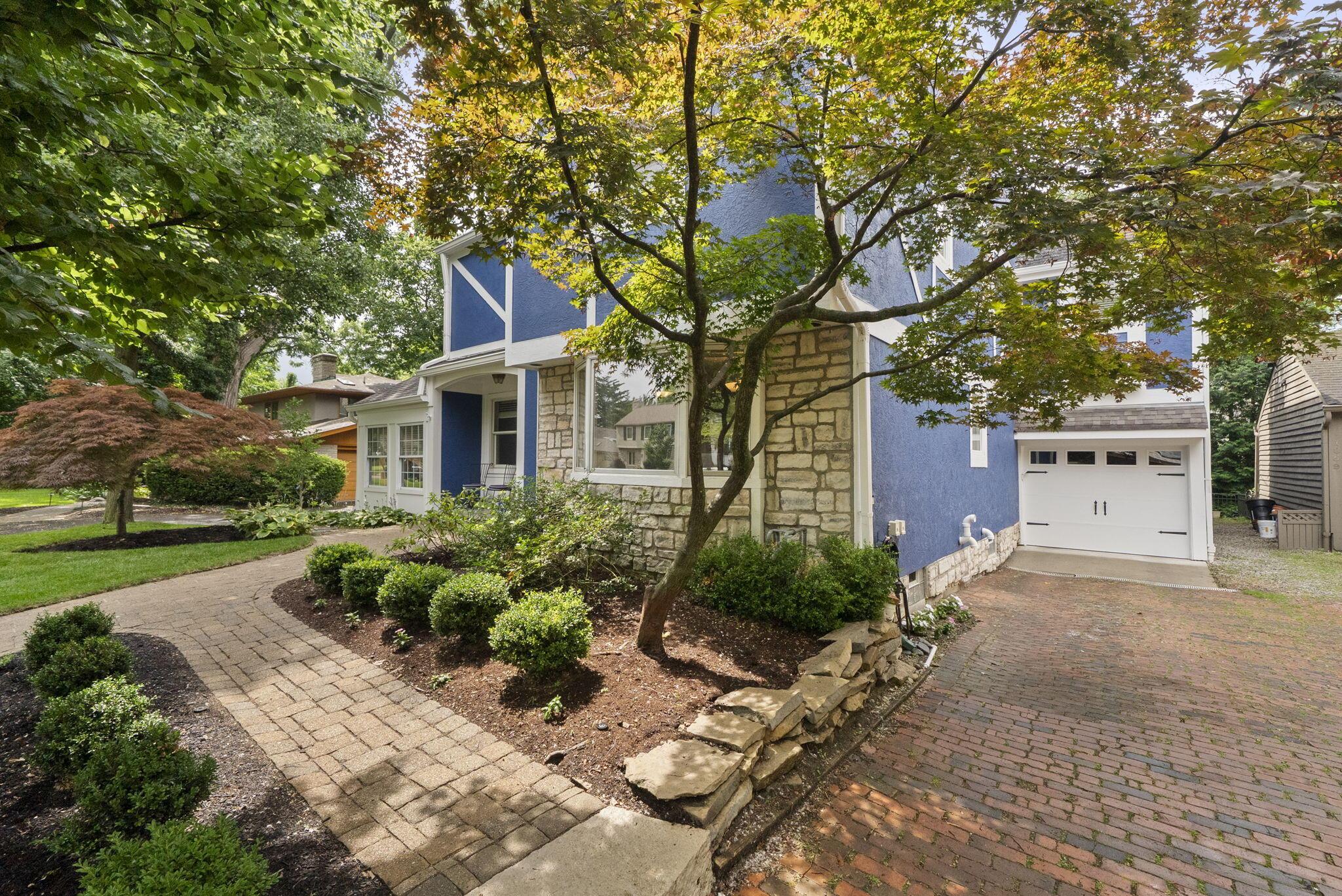 1851 Berkshire Road Property Photo 80