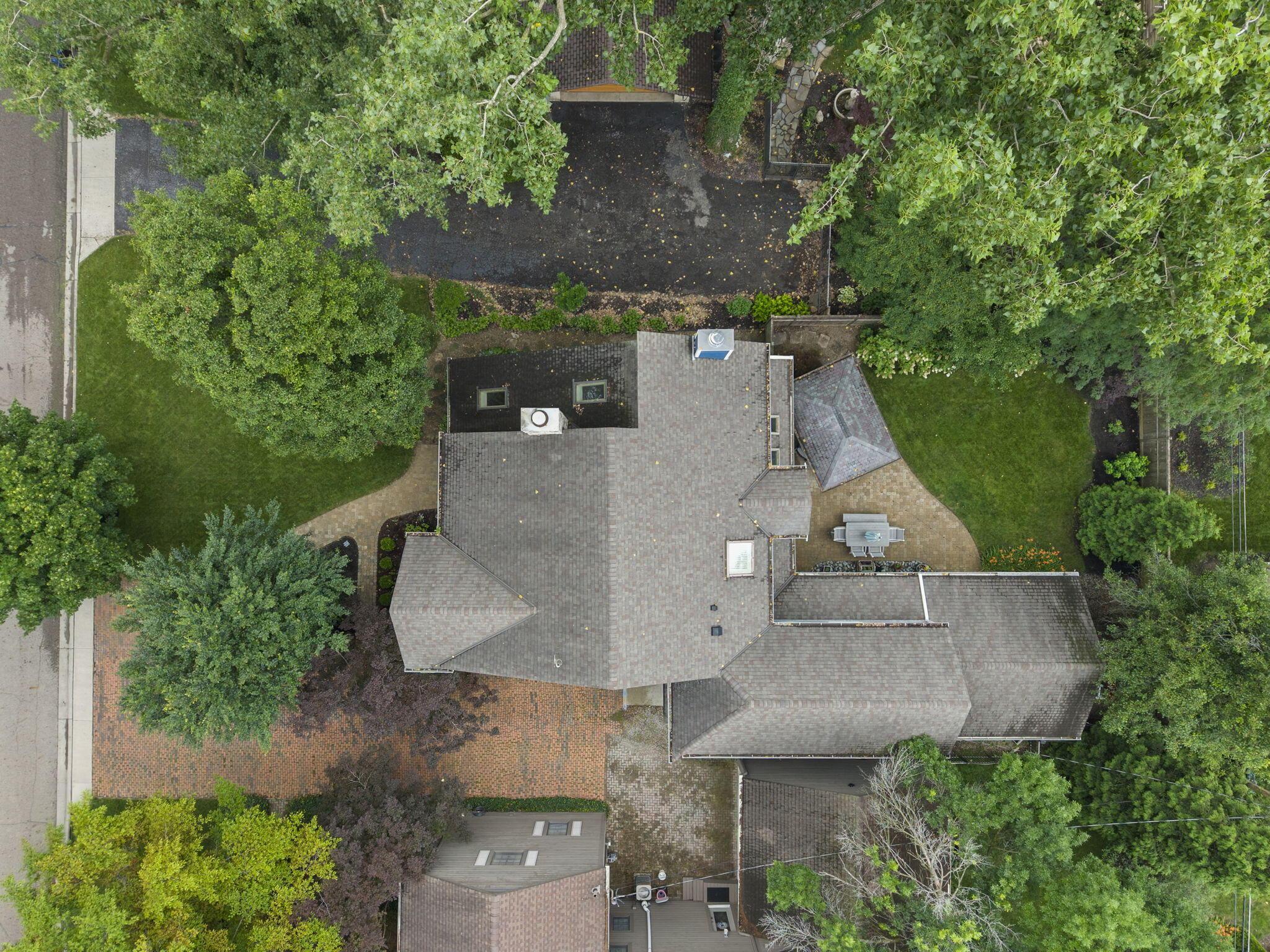 1851 Berkshire Road Property Photo 89