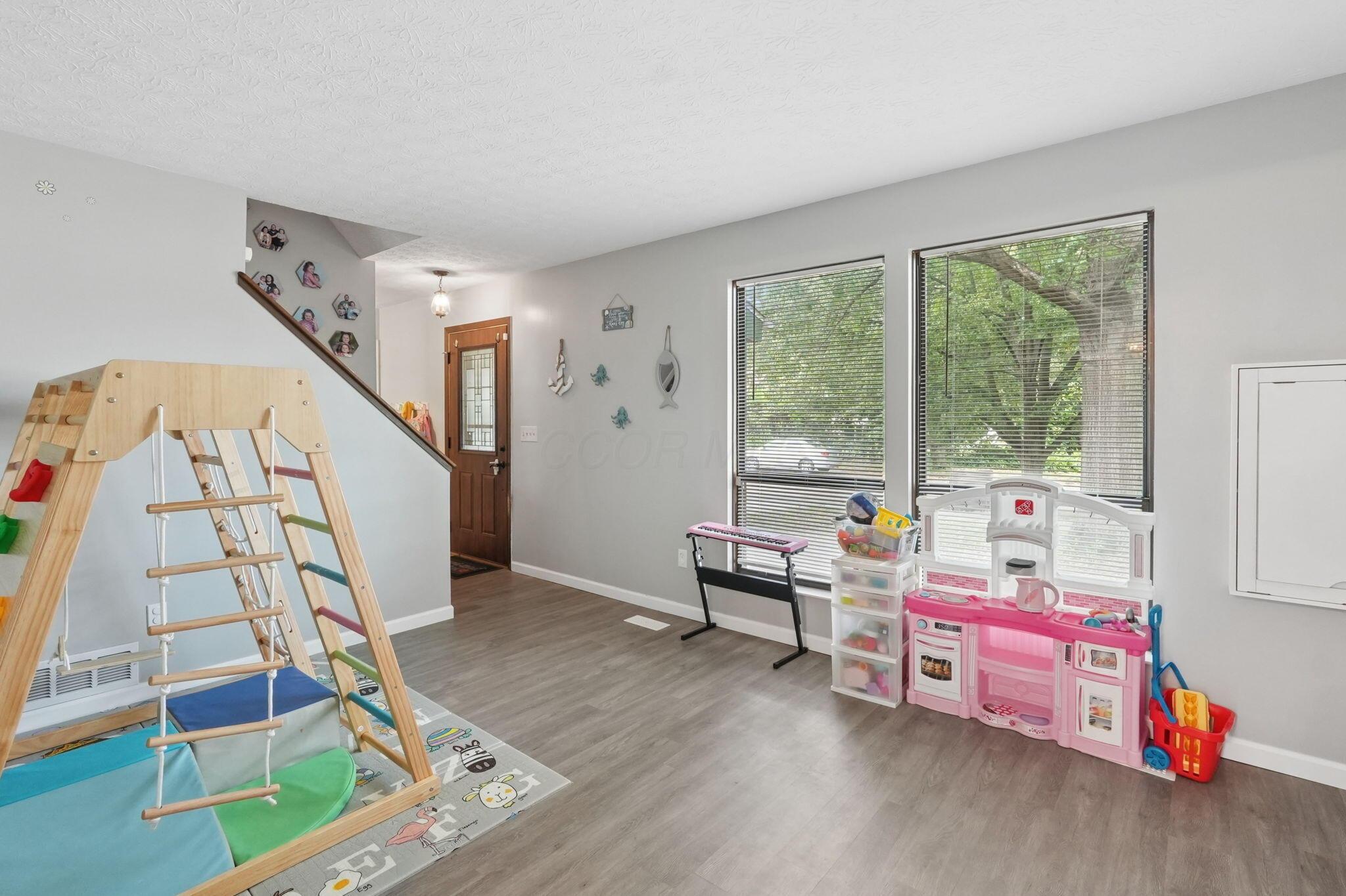 2856 Chatsworth Way Property Photo 11