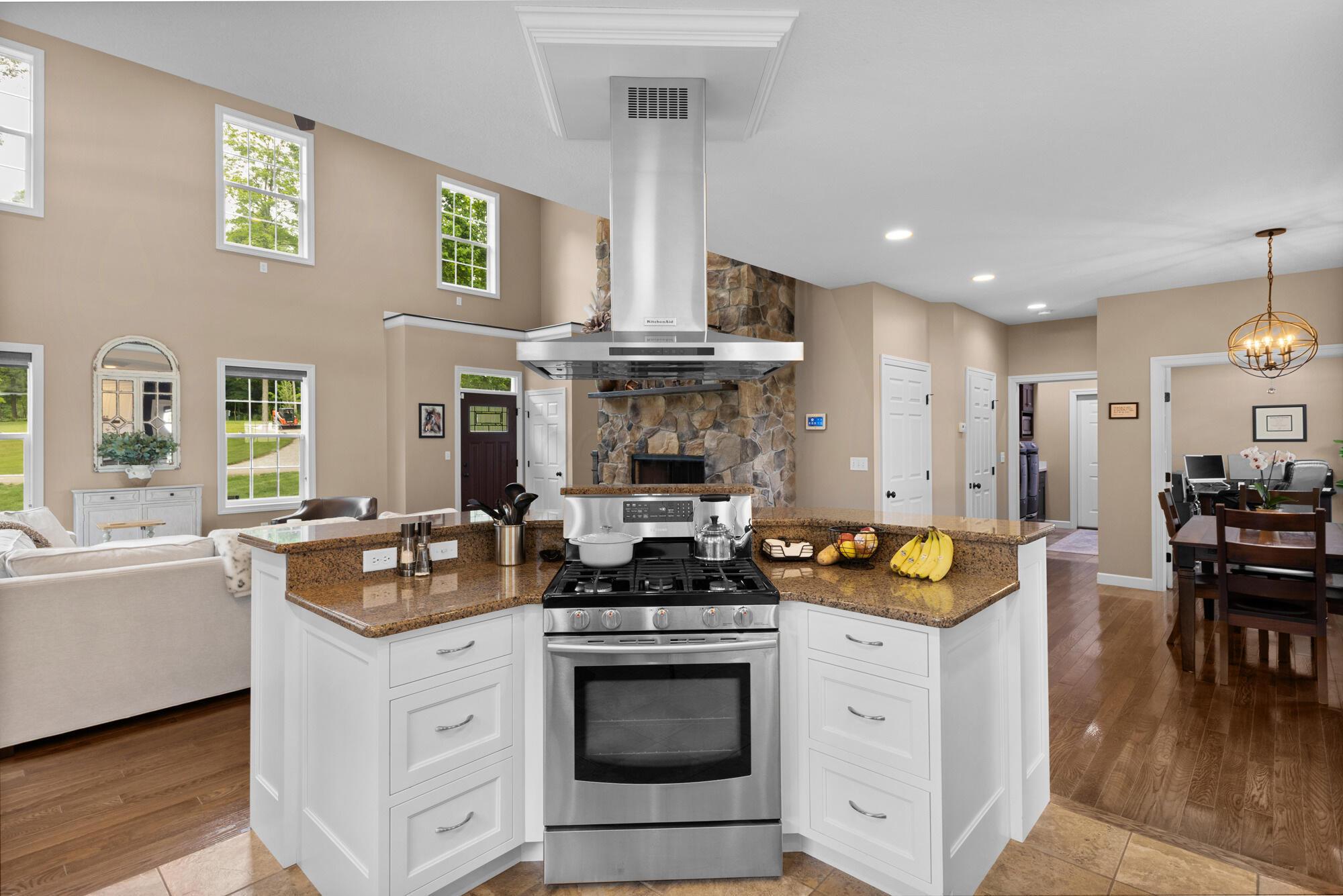 9596 Woodridge Circle Property Photo 16