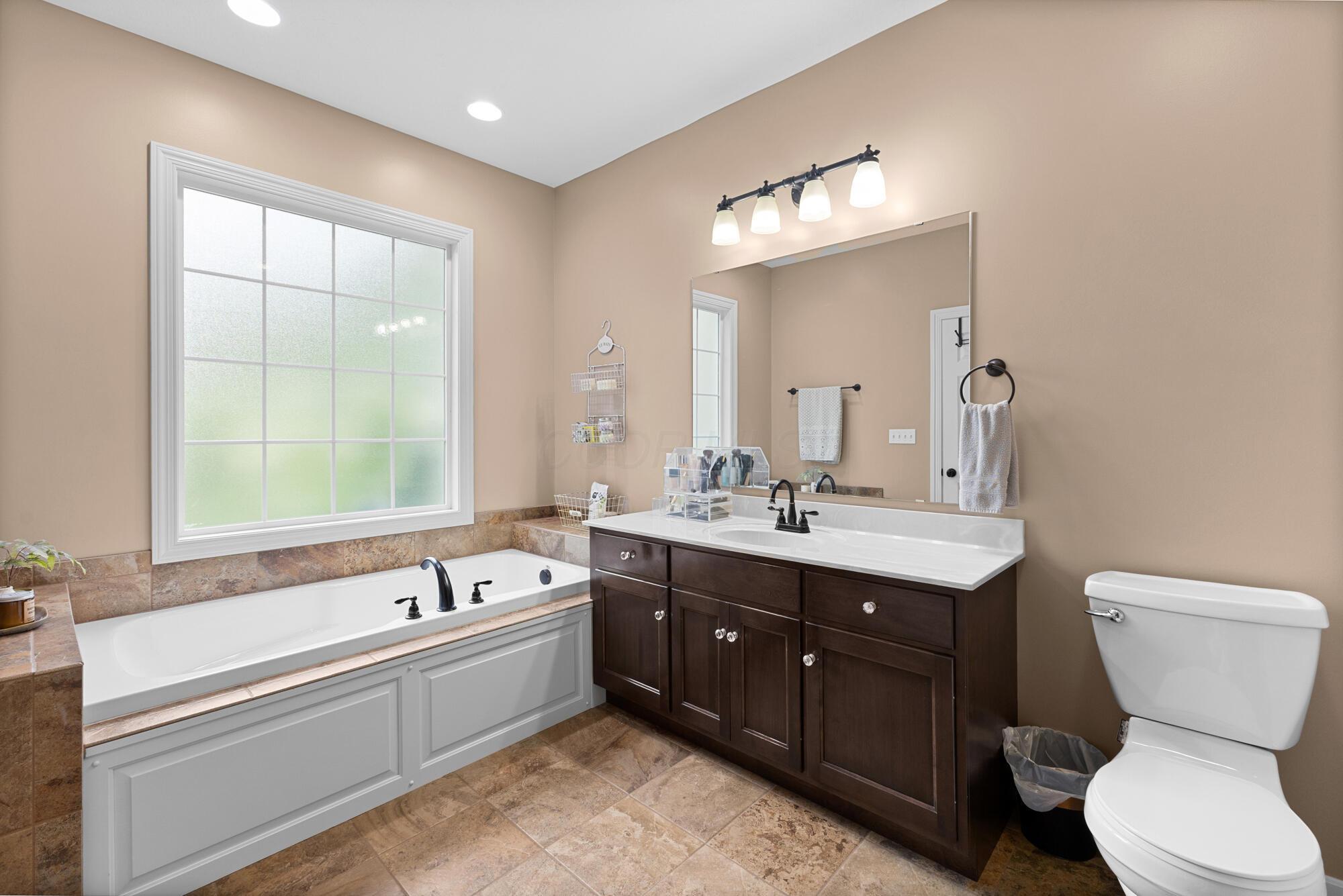 9596 Woodridge Circle Property Photo 30