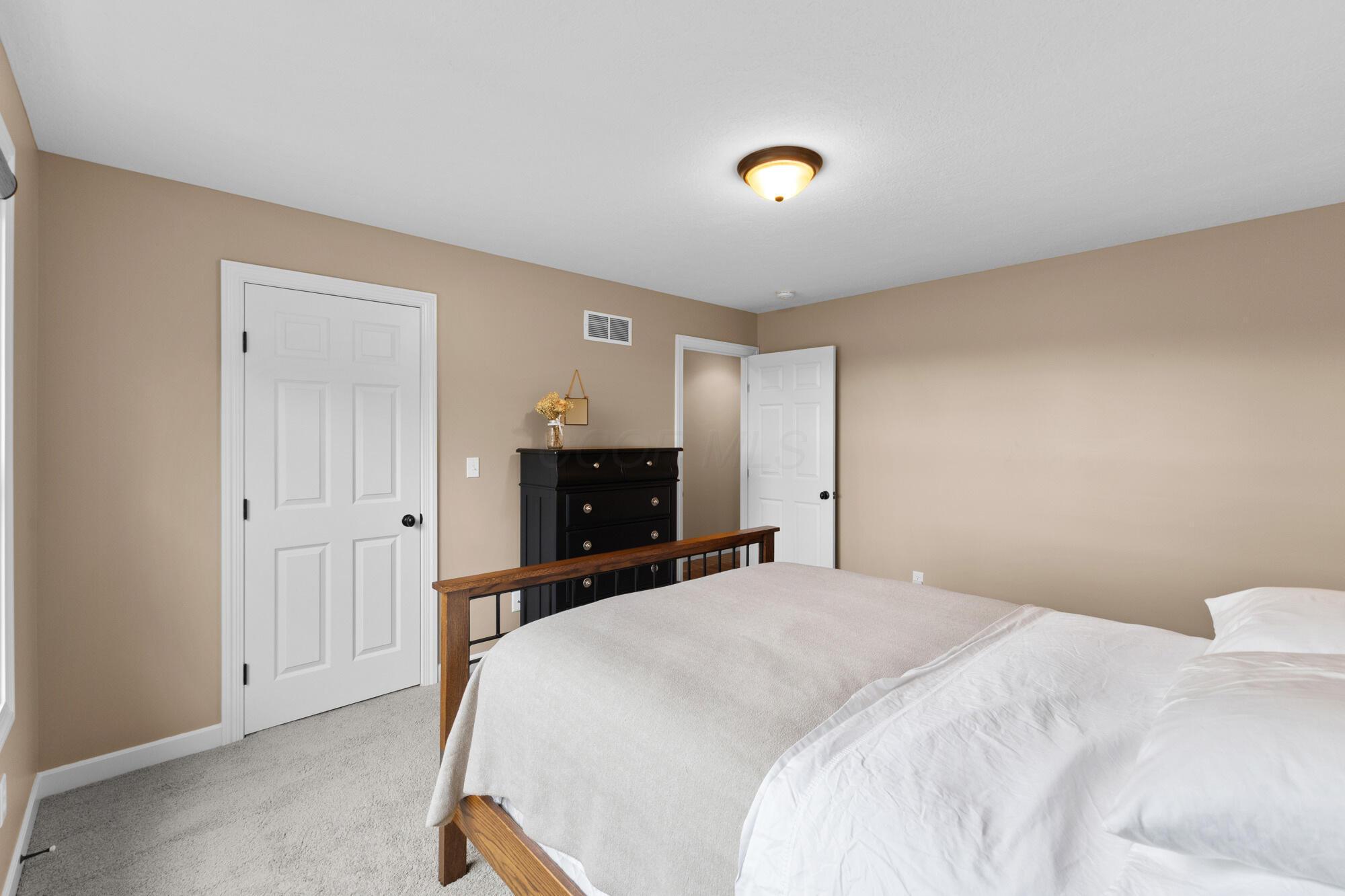 9596 Woodridge Circle Property Photo 40