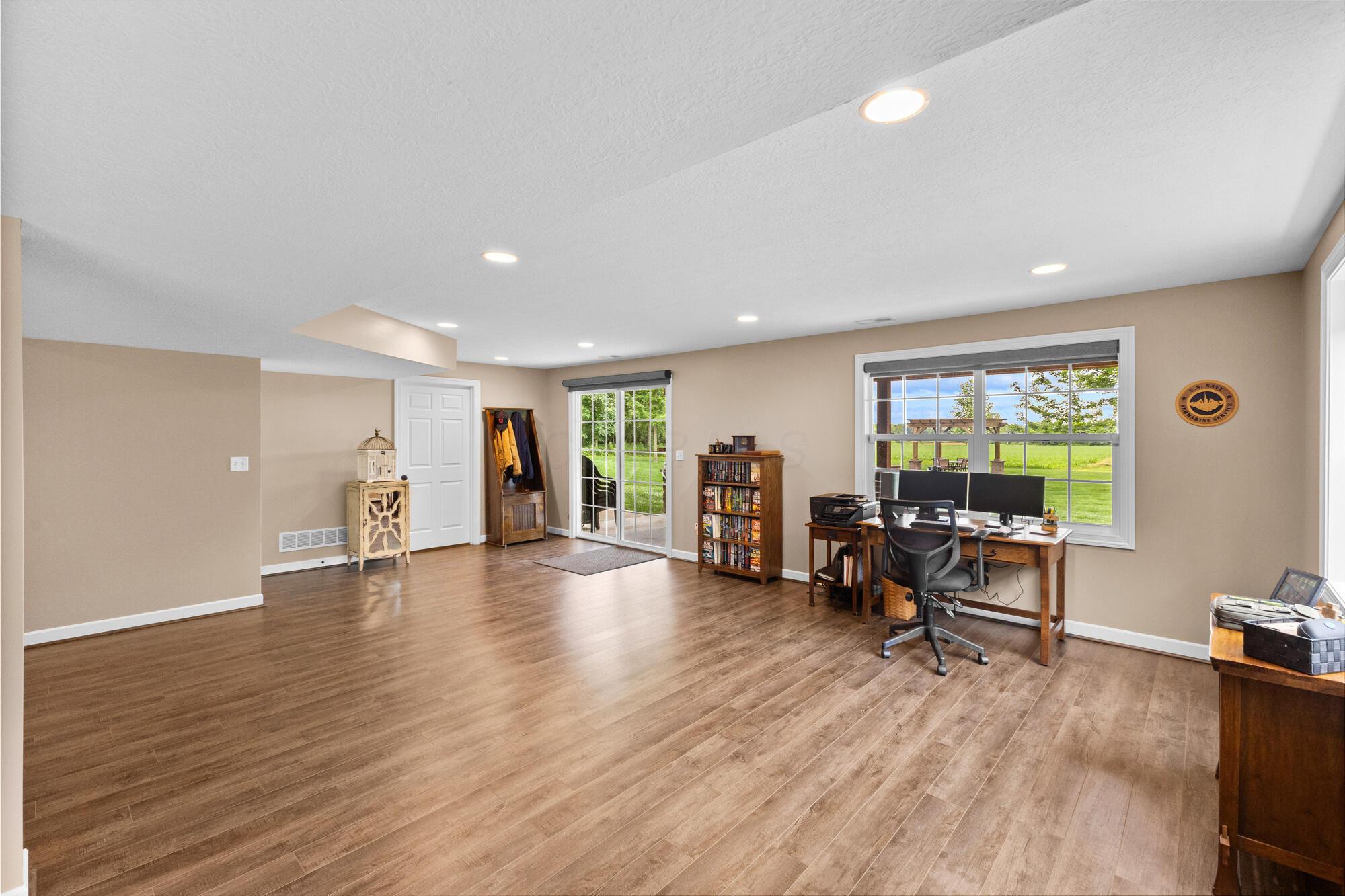 9596 Woodridge Circle Property Photo 49
