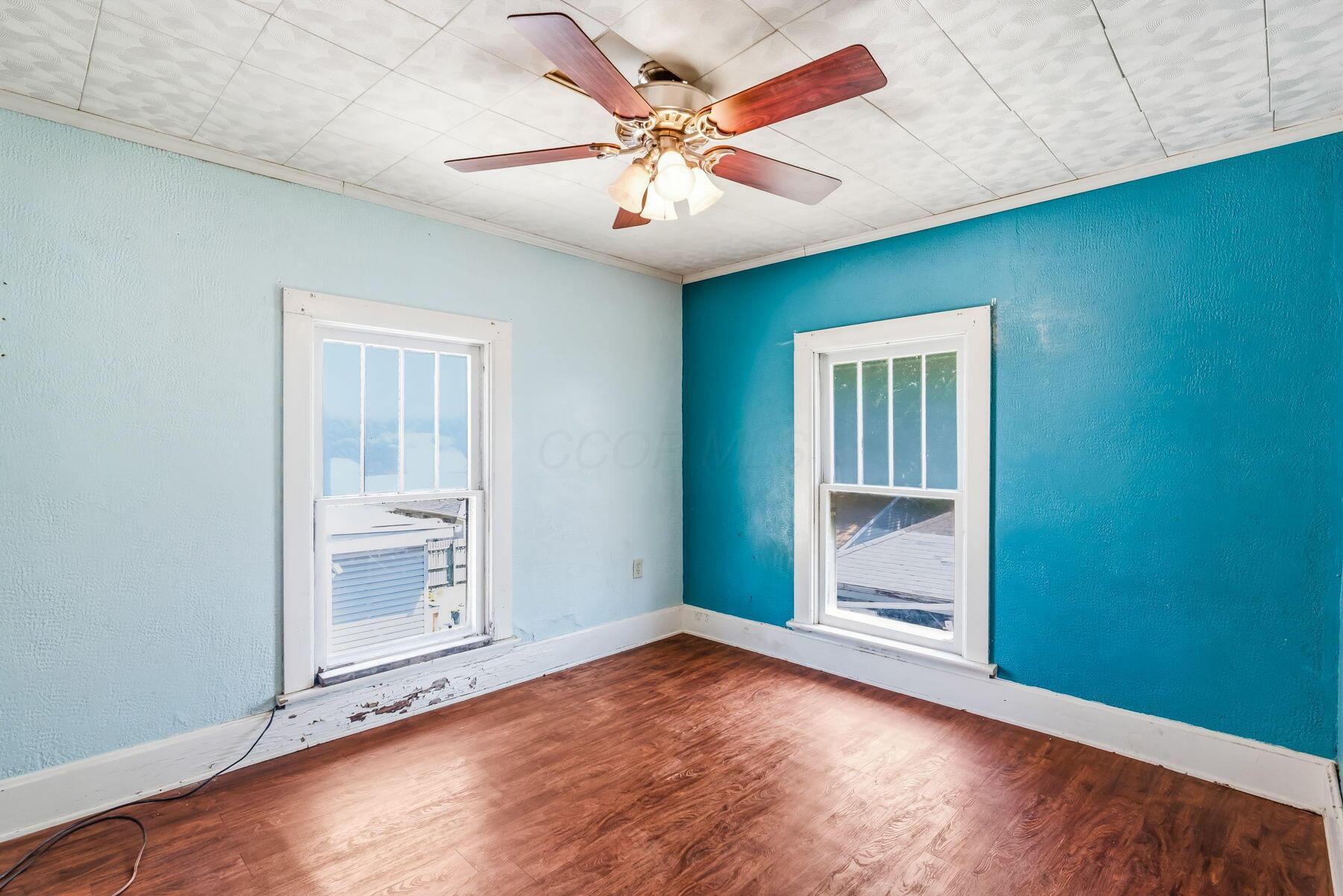 638 Windsor Street Property Photo 22