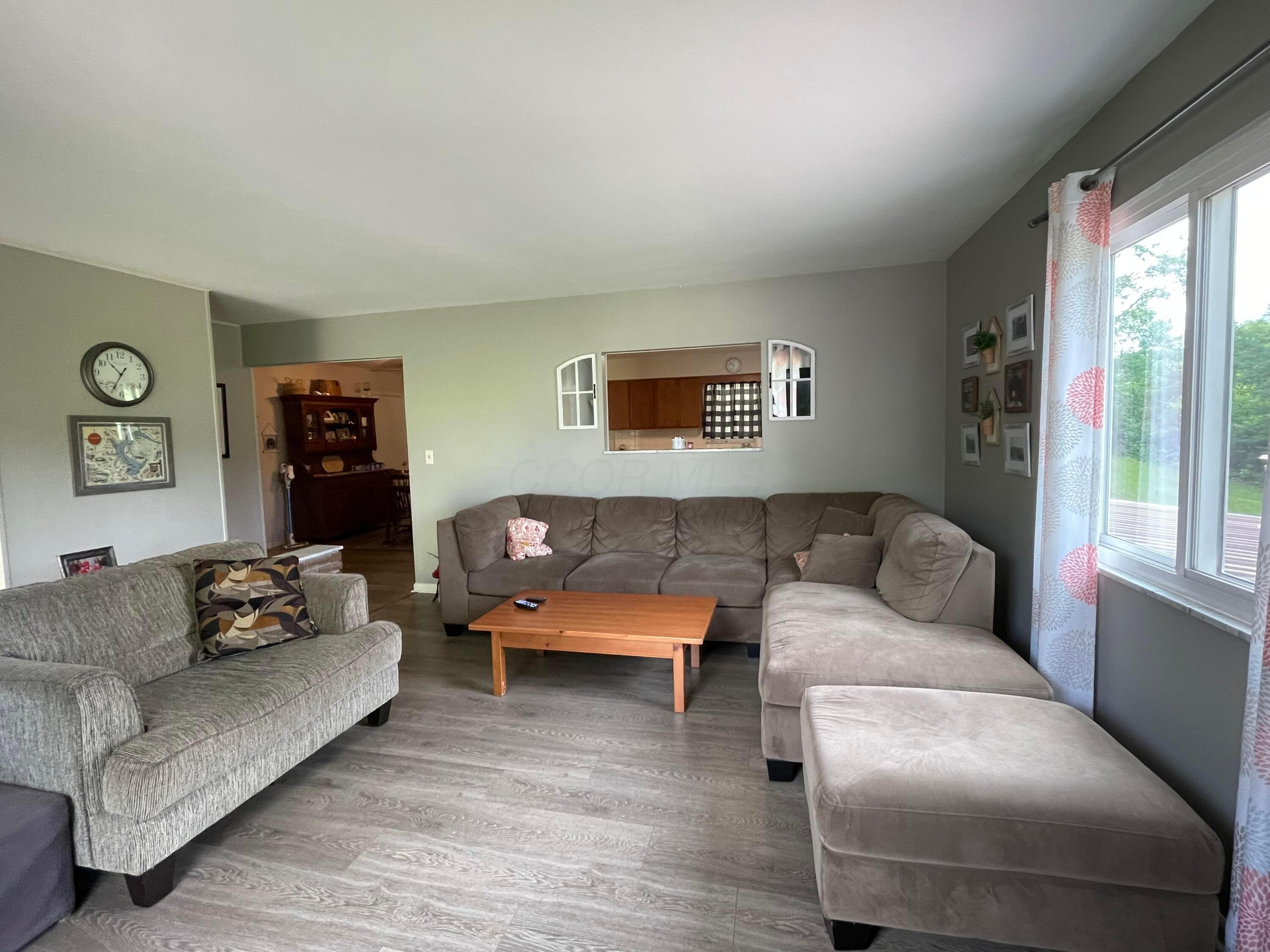 960 Rockcamp Road Property Photo 8