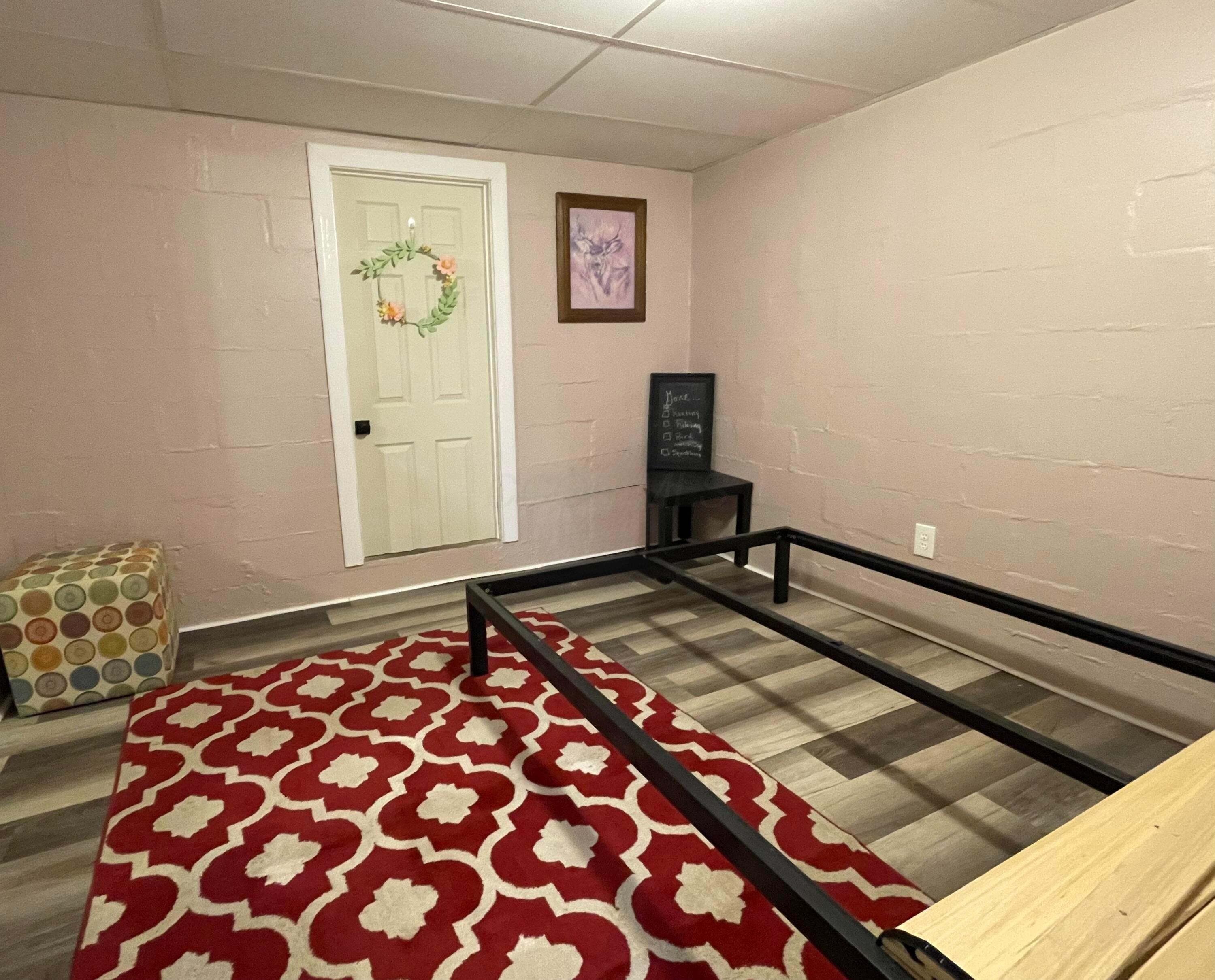 960 Rockcamp Road Property Photo 32