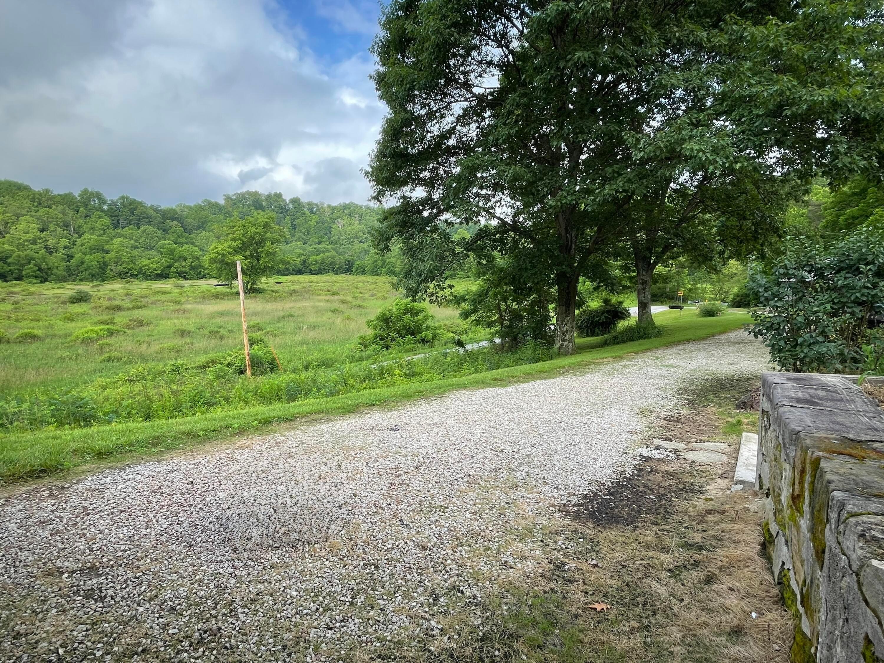 960 Rockcamp Road Property Photo 56