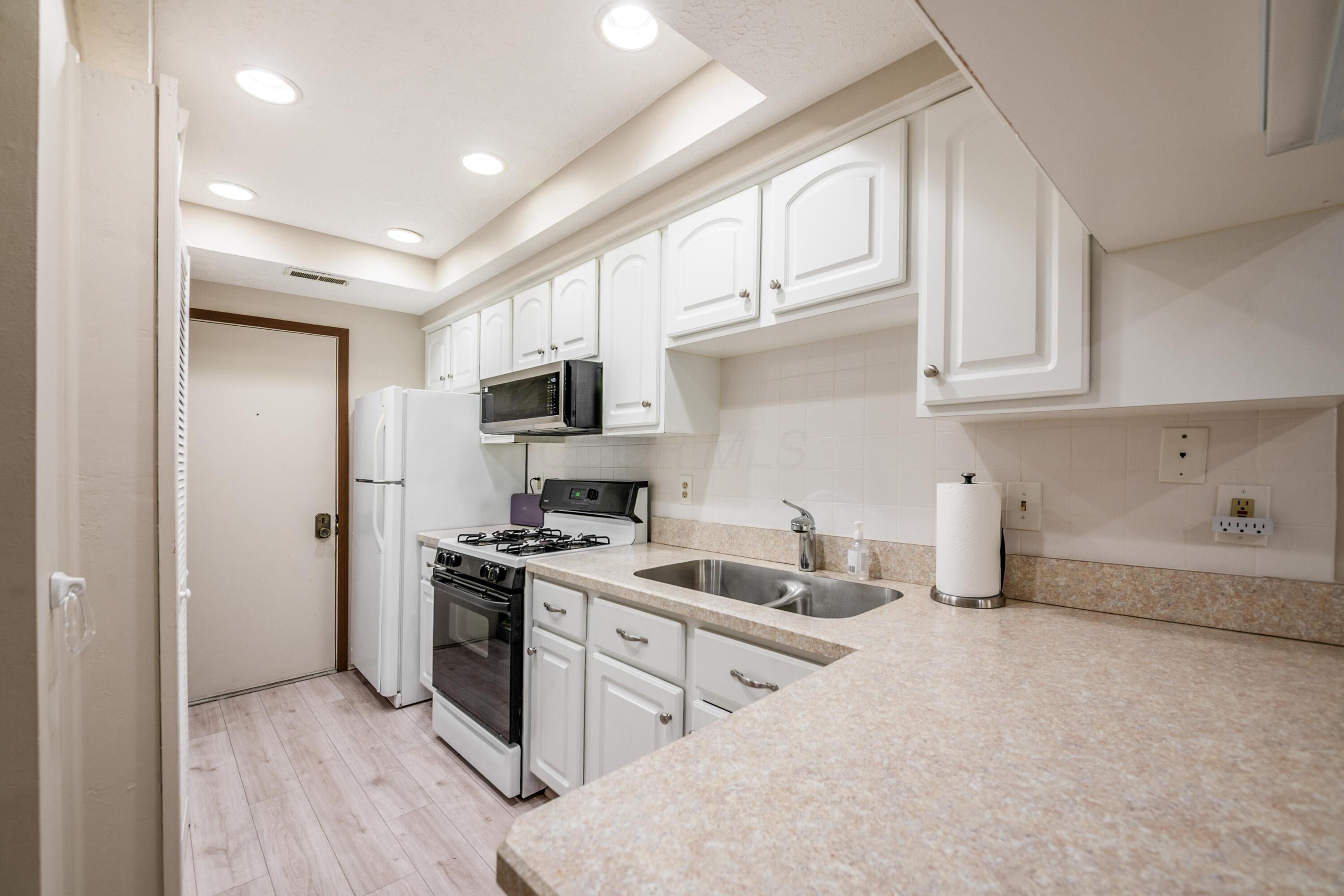 5000 Deer Forest Place, 5000 Property Photo 13