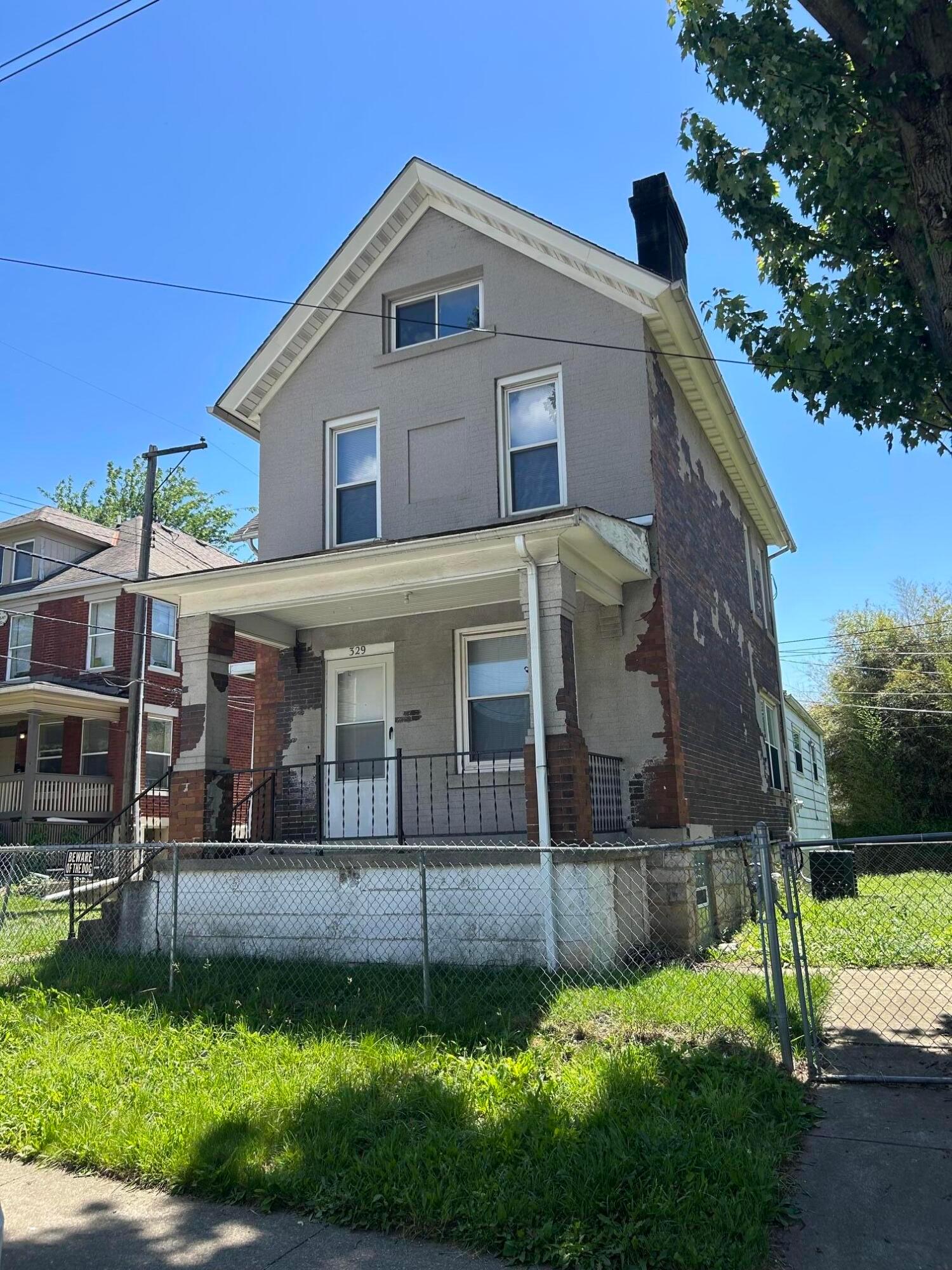 329 E 12th Avenue Property Photo 2