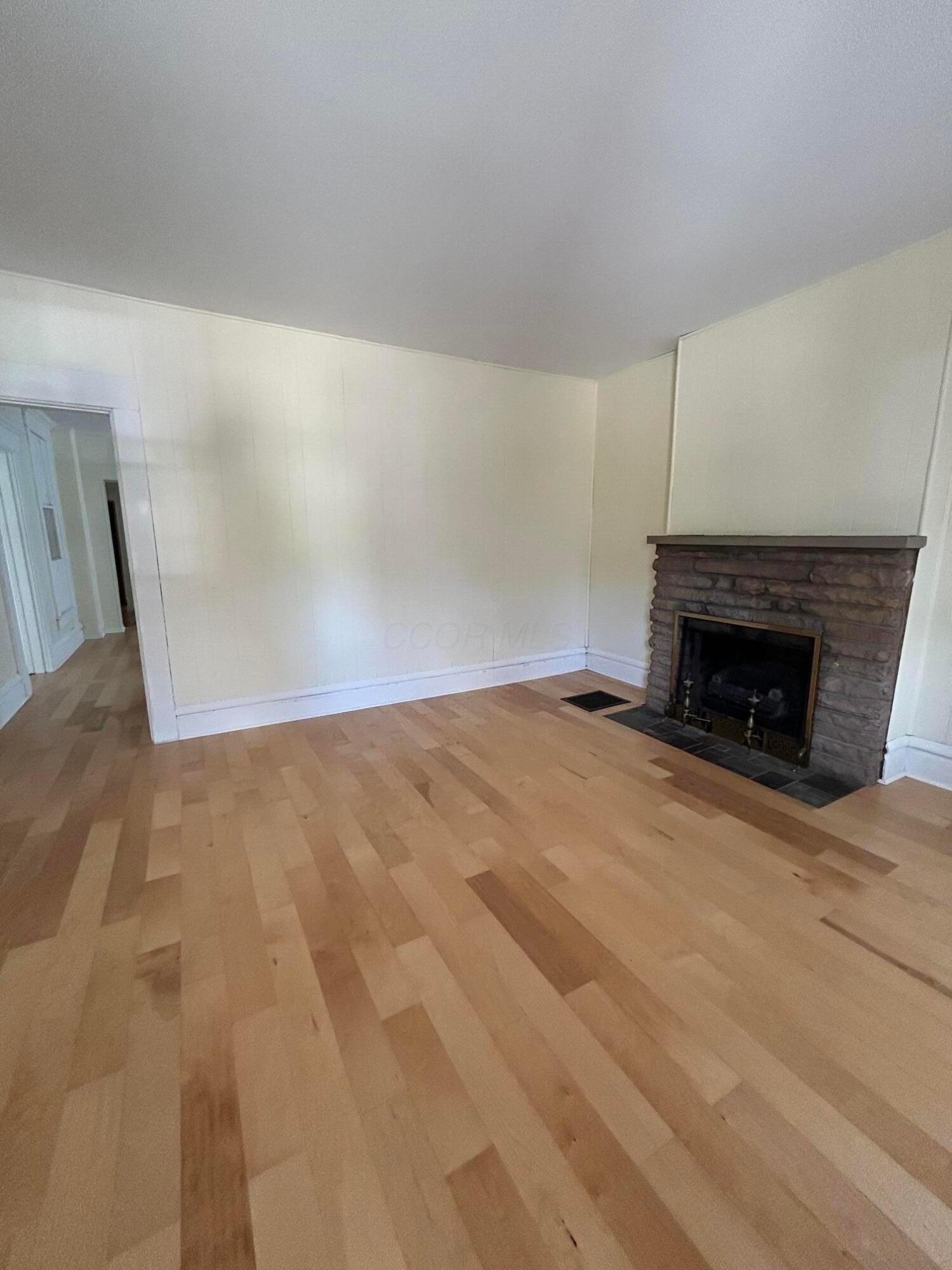 329 E 12th Avenue Property Photo 11