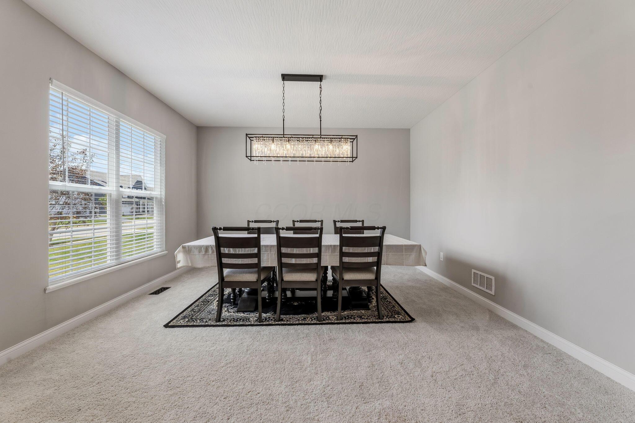 1405 Sand Dome Way Property Photo 3