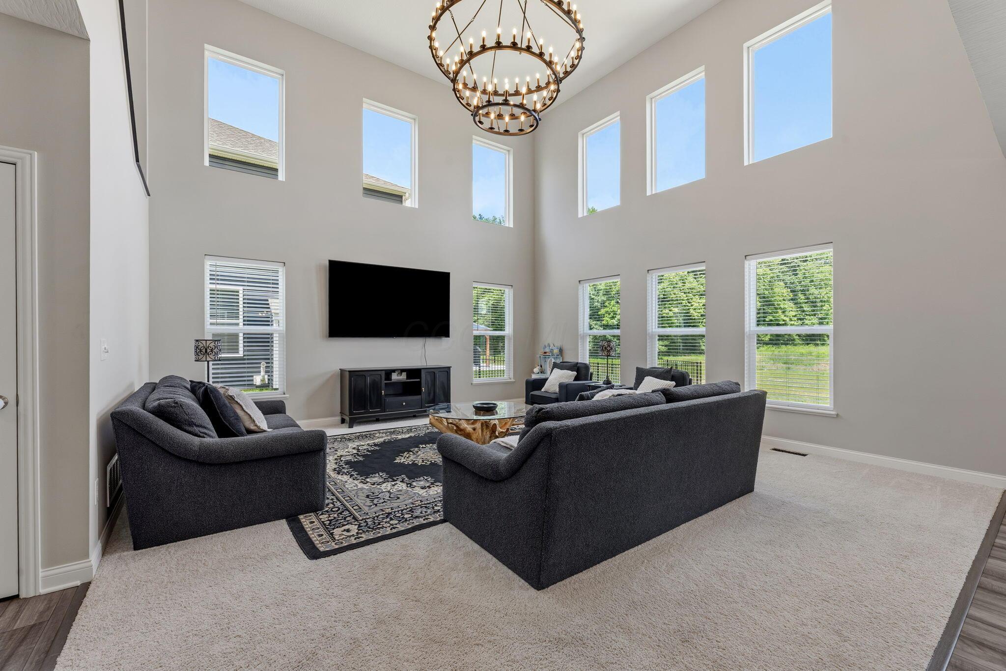 1405 Sand Dome Way Property Photo 6
