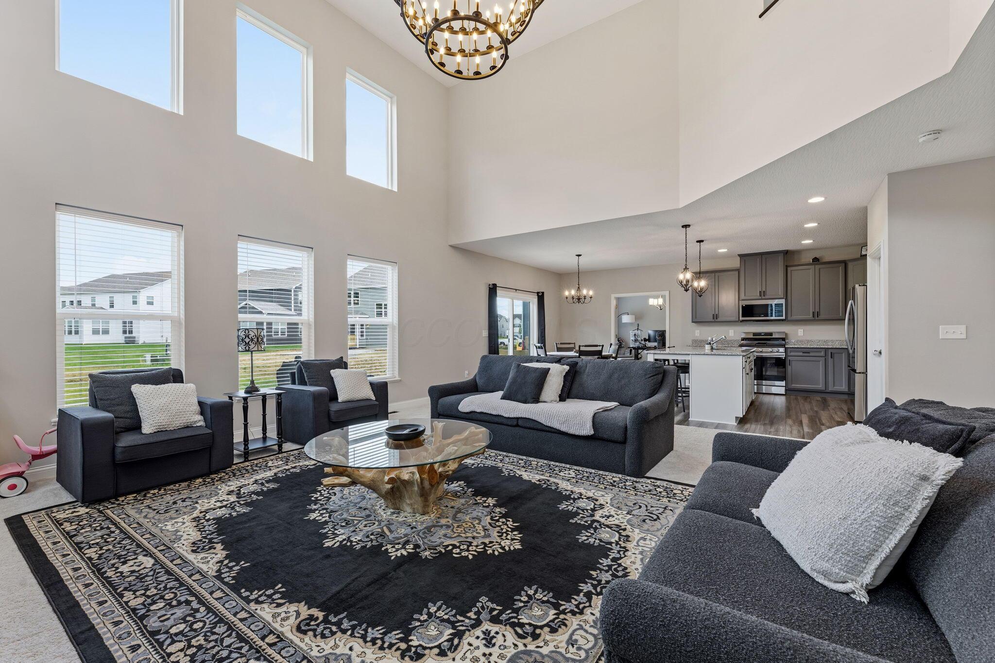 1405 Sand Dome Way Property Photo 8