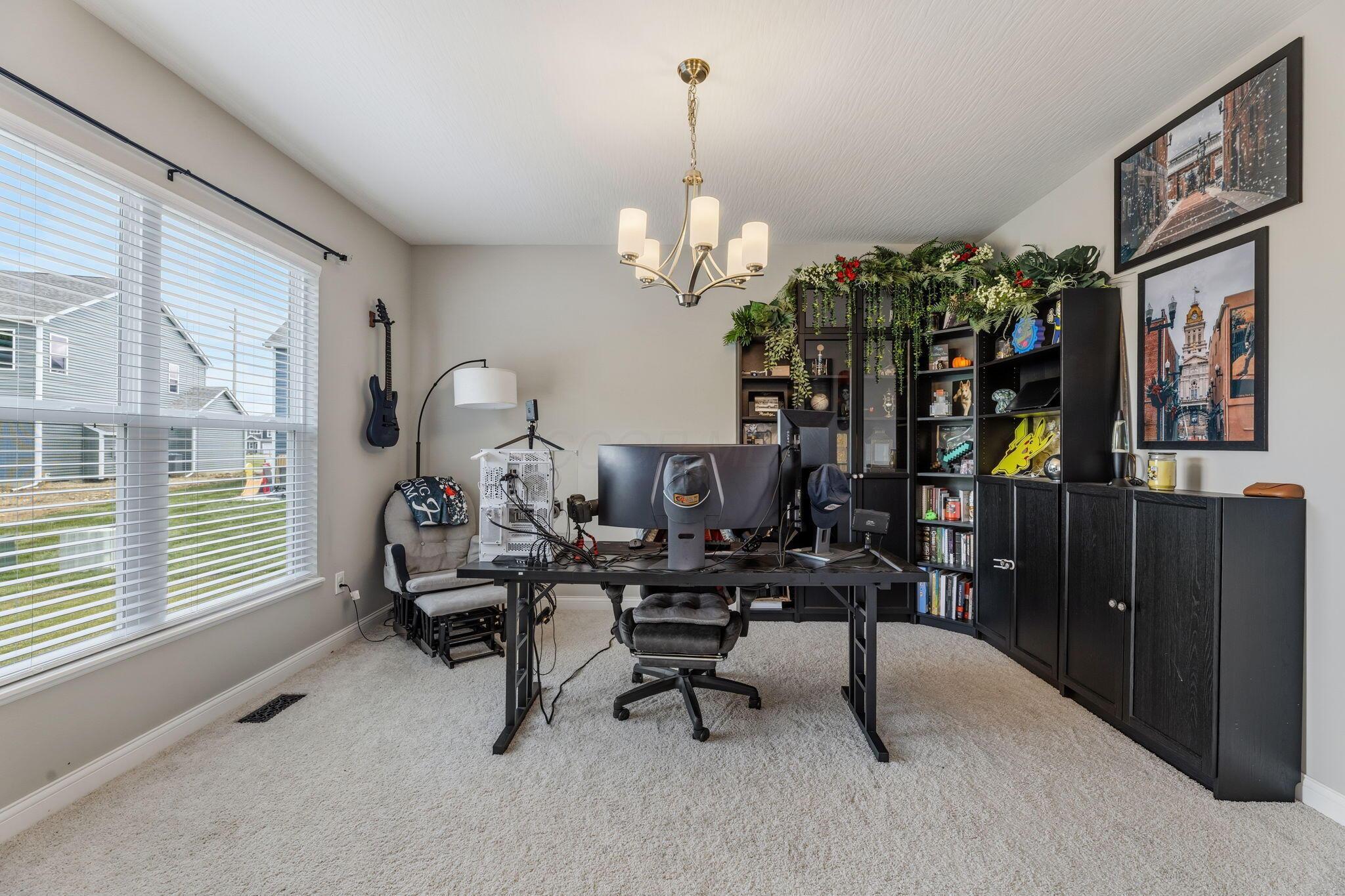 1405 Sand Dome Way Property Photo 19