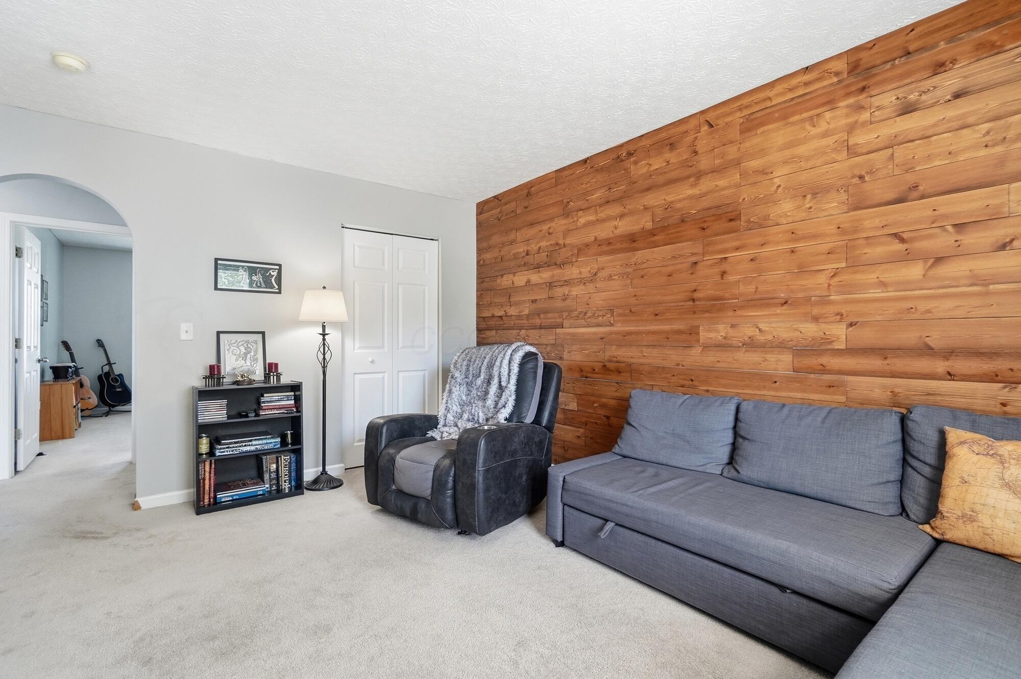 17 Tabilore Loop Property Photo 42