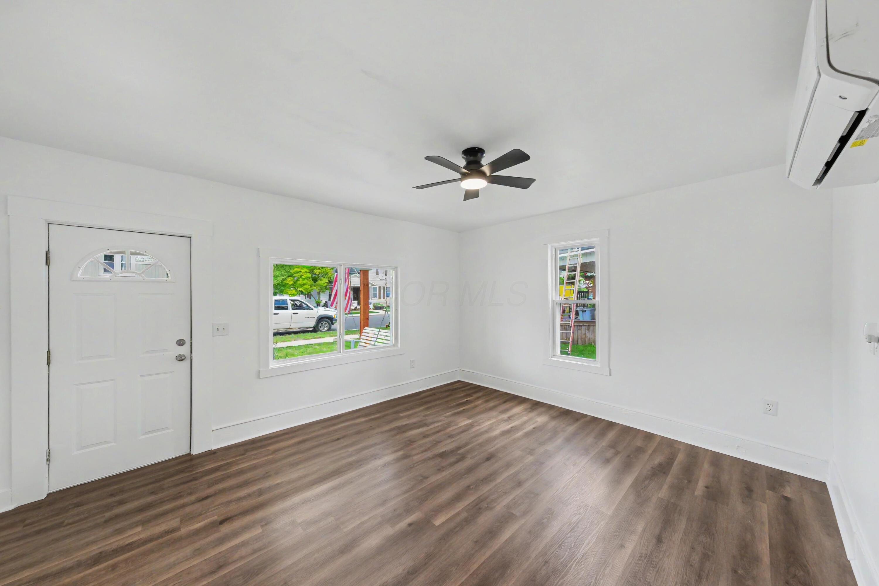 307 Park Avenue Property Photo 6