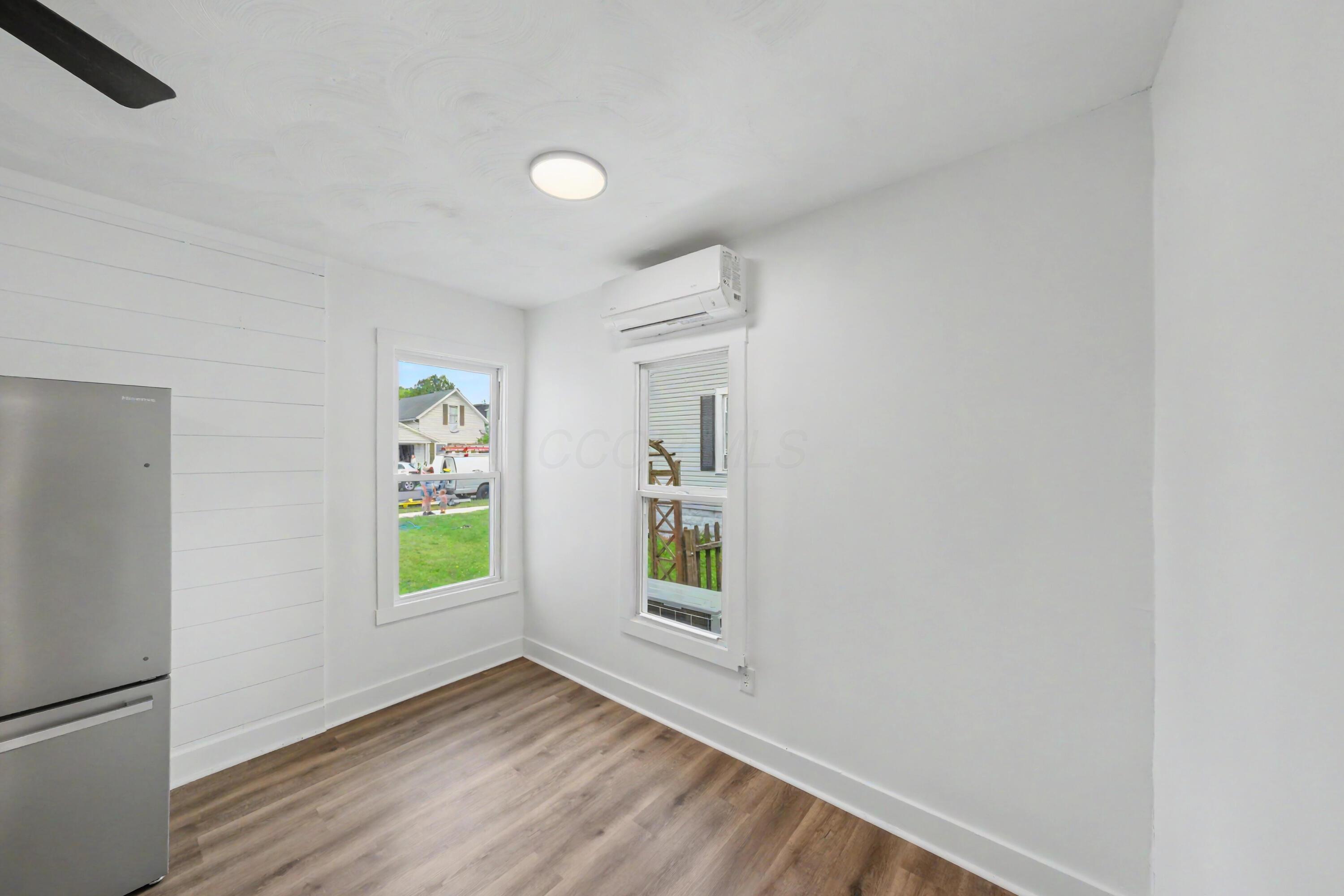 307 Park Avenue Property Photo 12