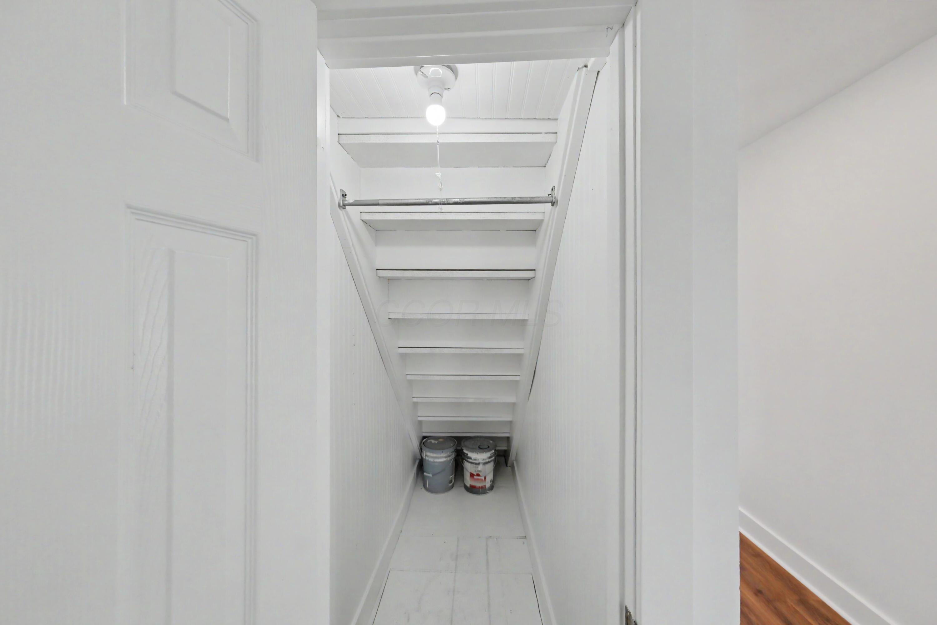 307 Park Avenue Property Photo 27