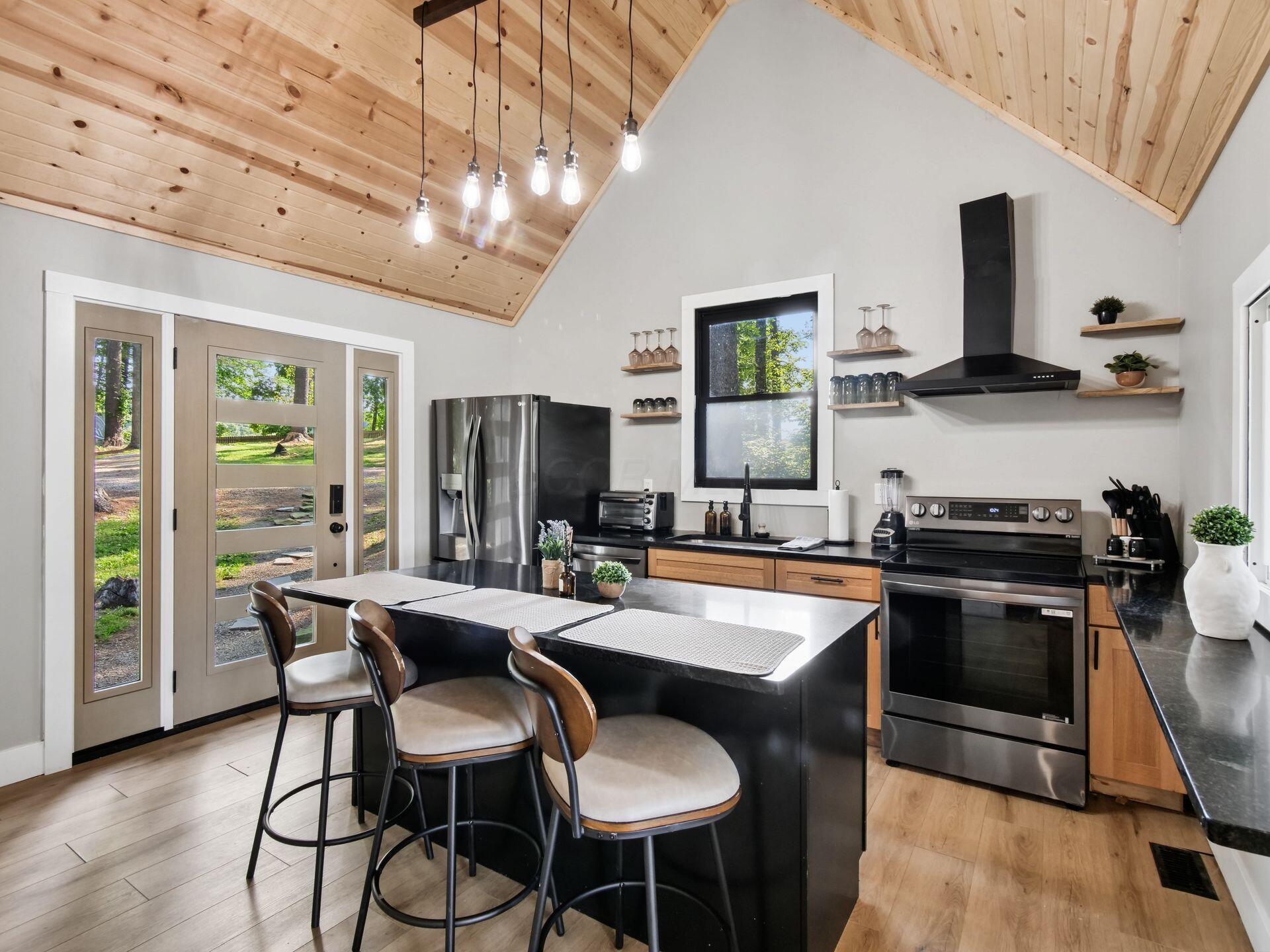 11139 Helber Road Property Photo 12