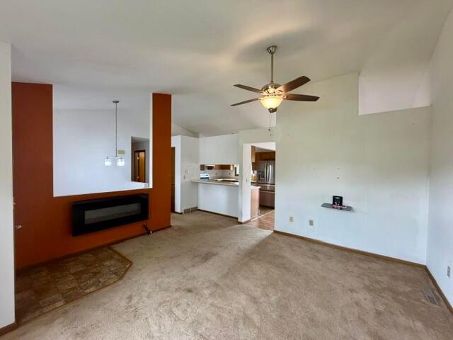 1093 Lizabeth Circle Property Photo 4