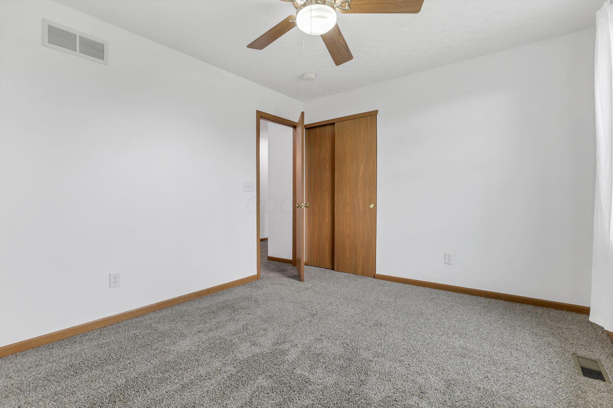 1676 Tecumseh Property Photo 34