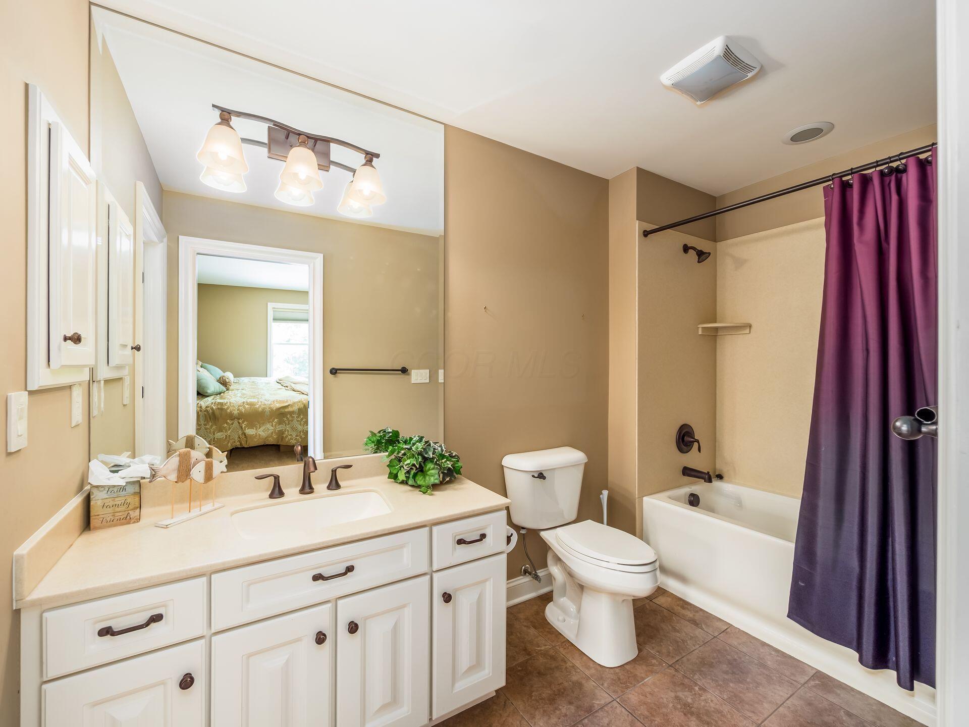 1065 Bluff Vista Drive Property Photo 33