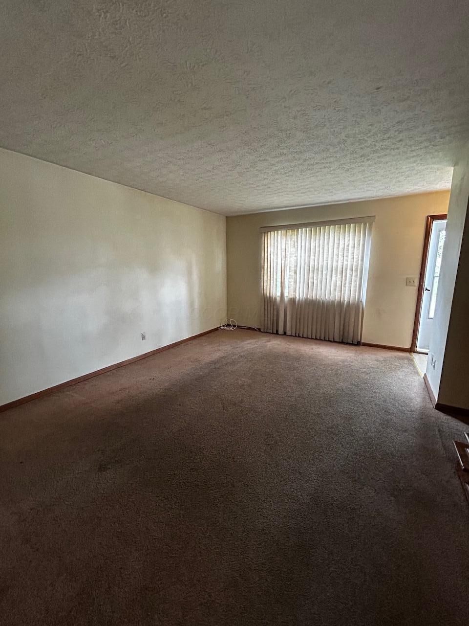 2060 Bairsford Drive Property Photo 7