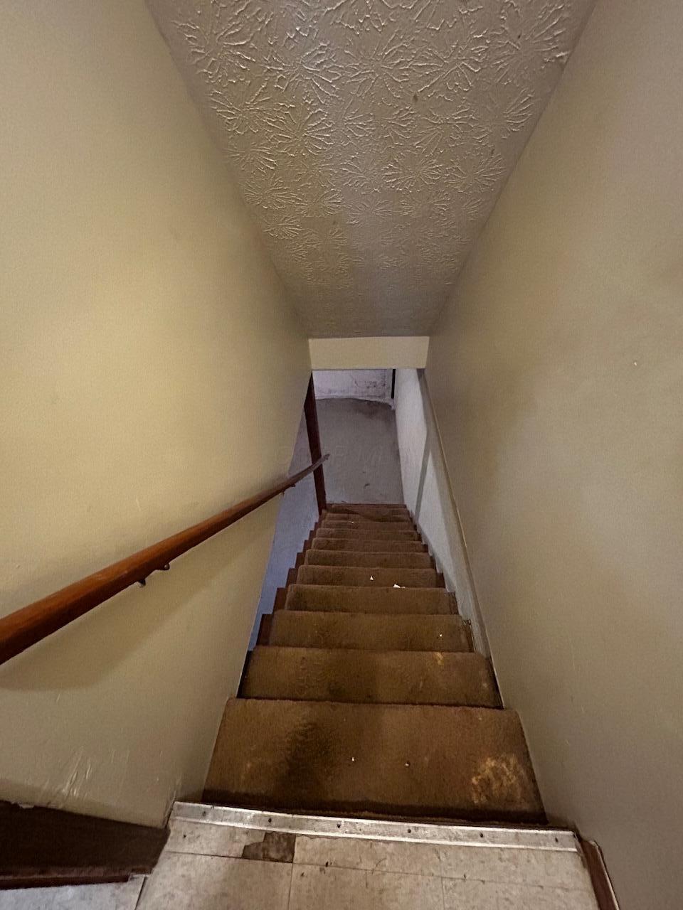 2060 Bairsford Drive Property Photo 18