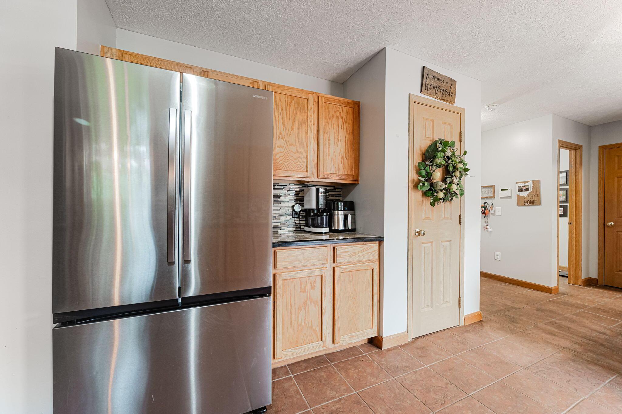 1717 Creekview Drive Property Photo 6