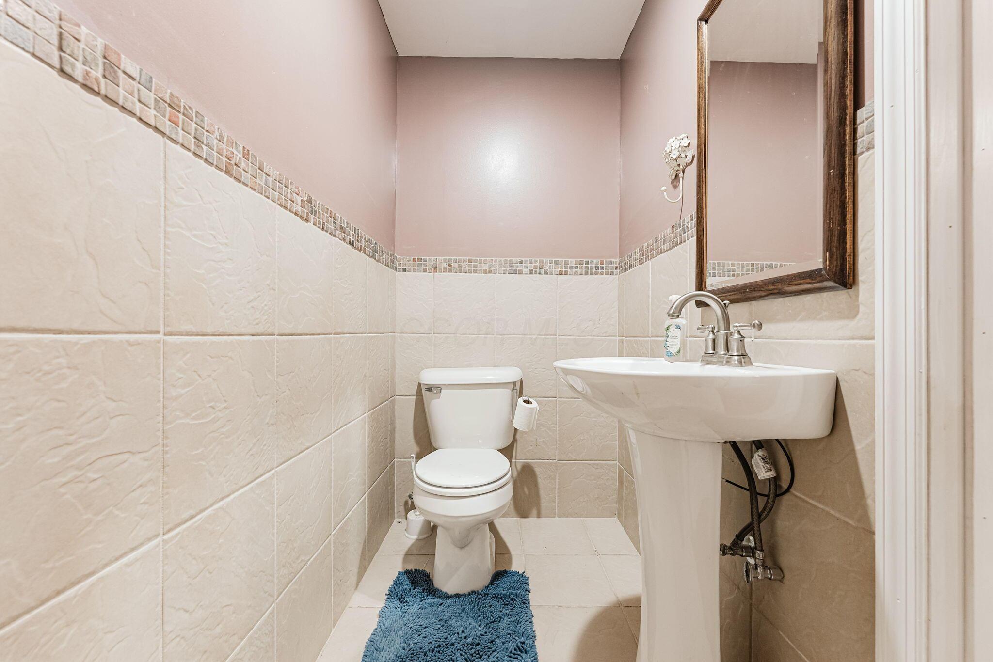 1717 Creekview Drive Property Photo 27