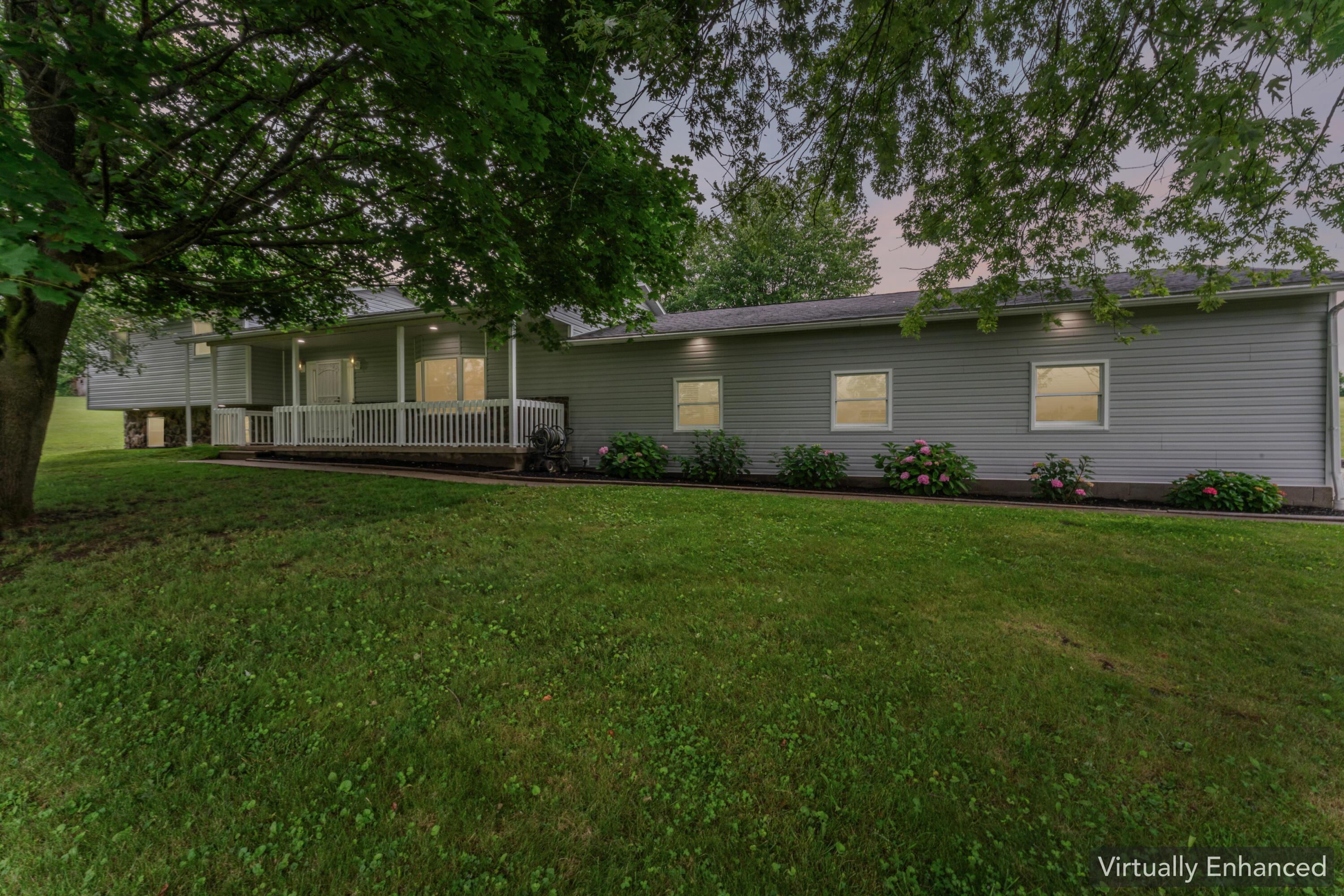11011 Fairview Road Se Property Photo 2