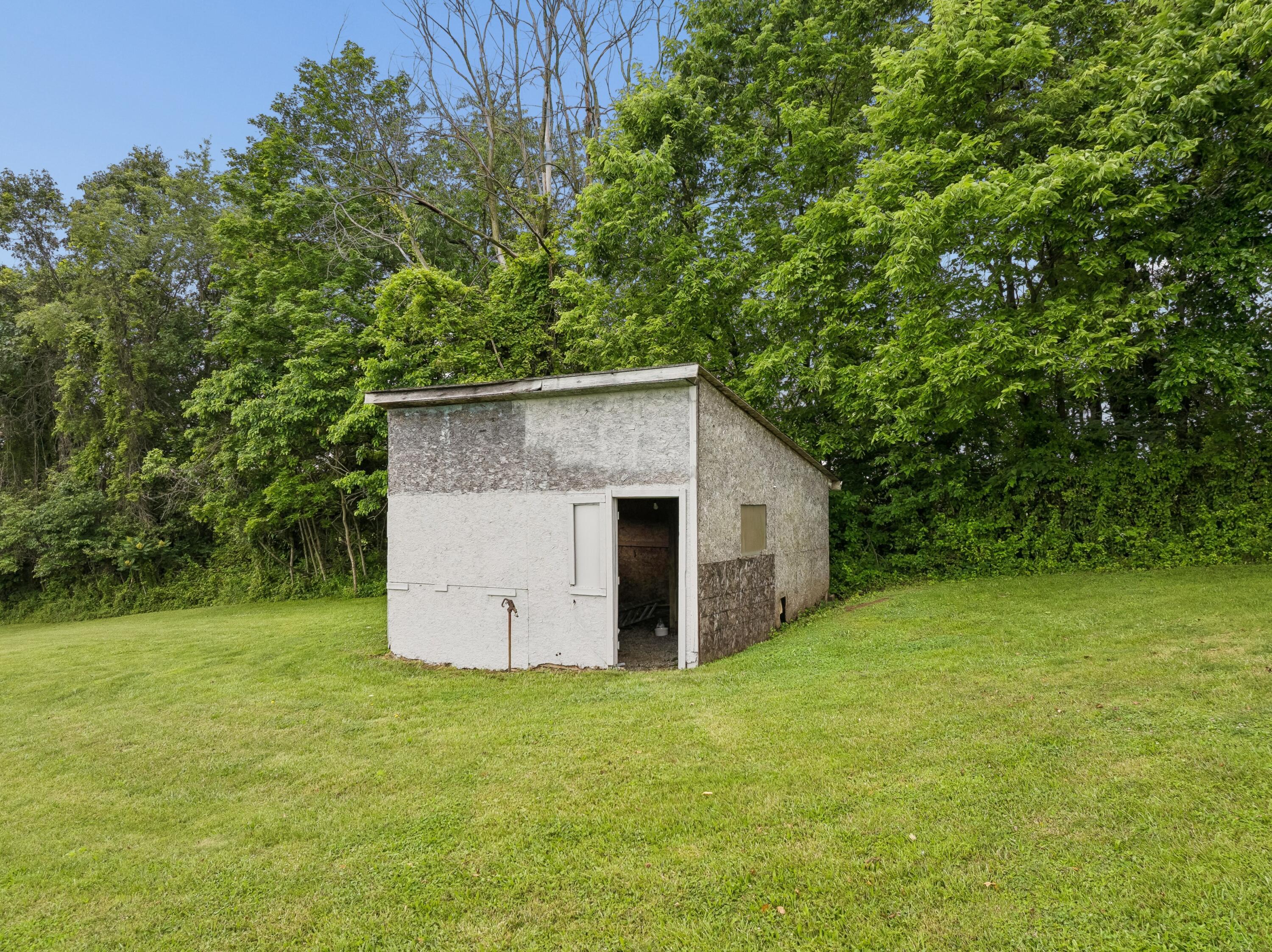11011 Fairview Road Se Property Photo 39
