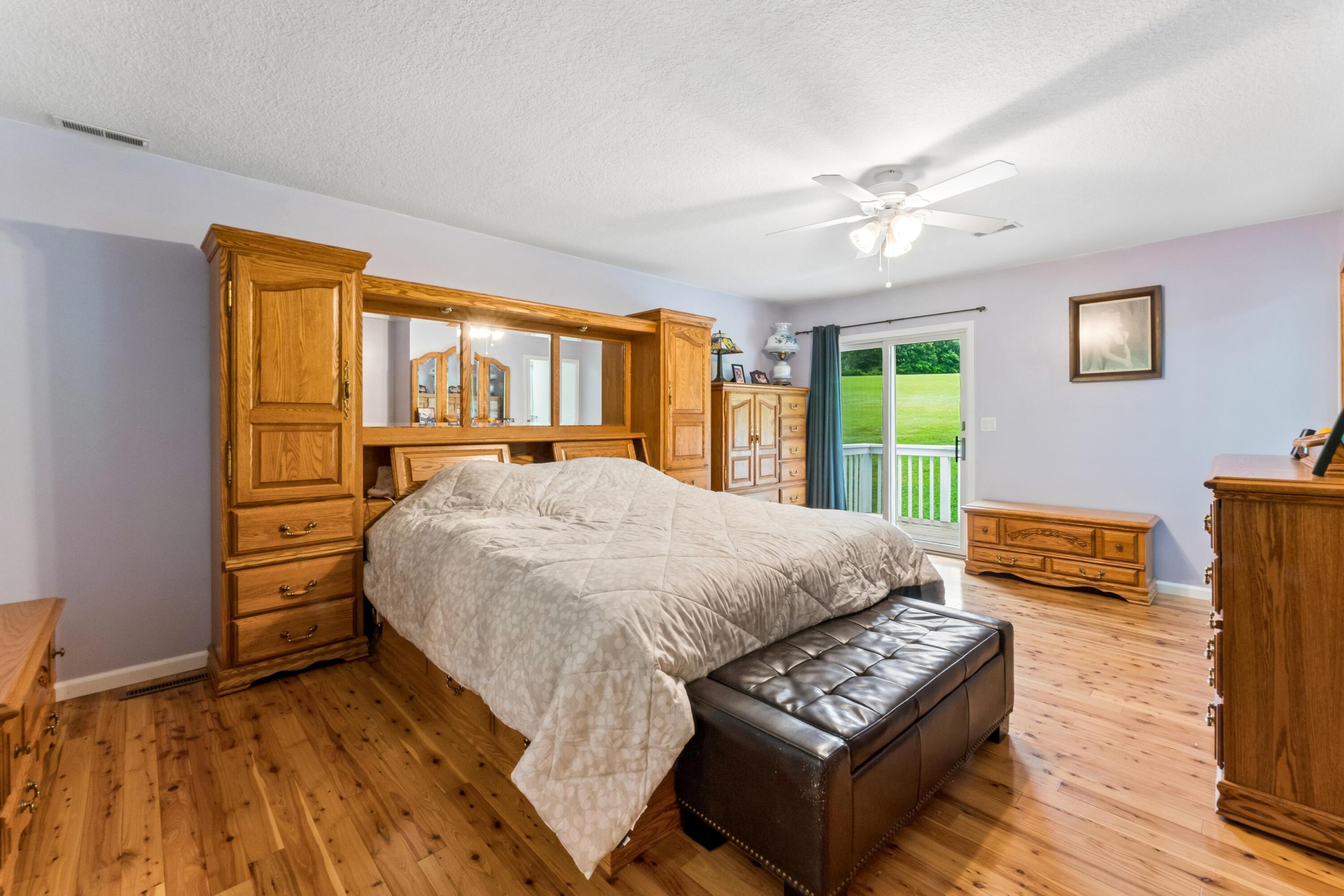 11011 Fairview Road Se Property Photo 53