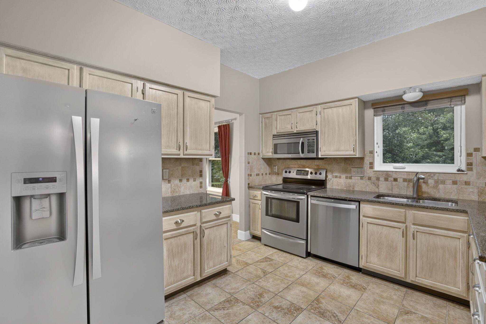 8079 Pelham Drive Property Photo 12