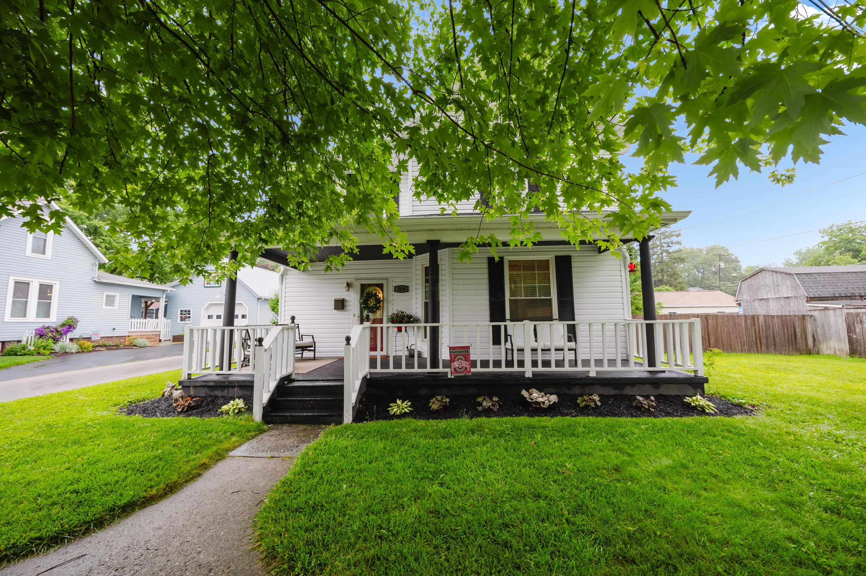 204 E 1st Avenue