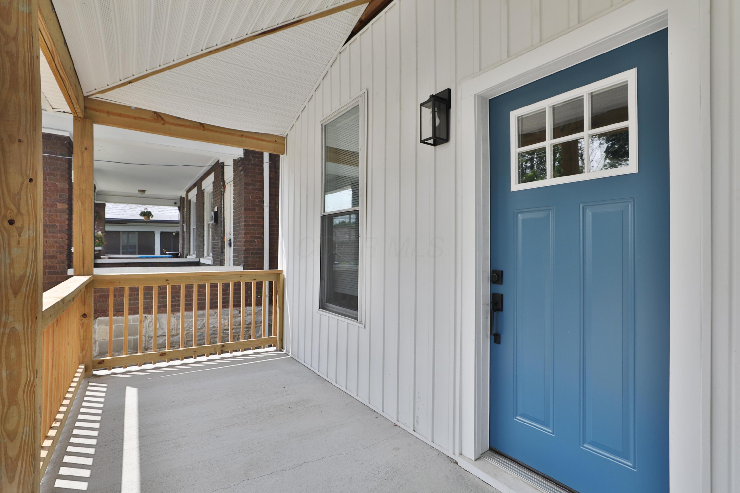 1140 E Mound Street Property Photo 5