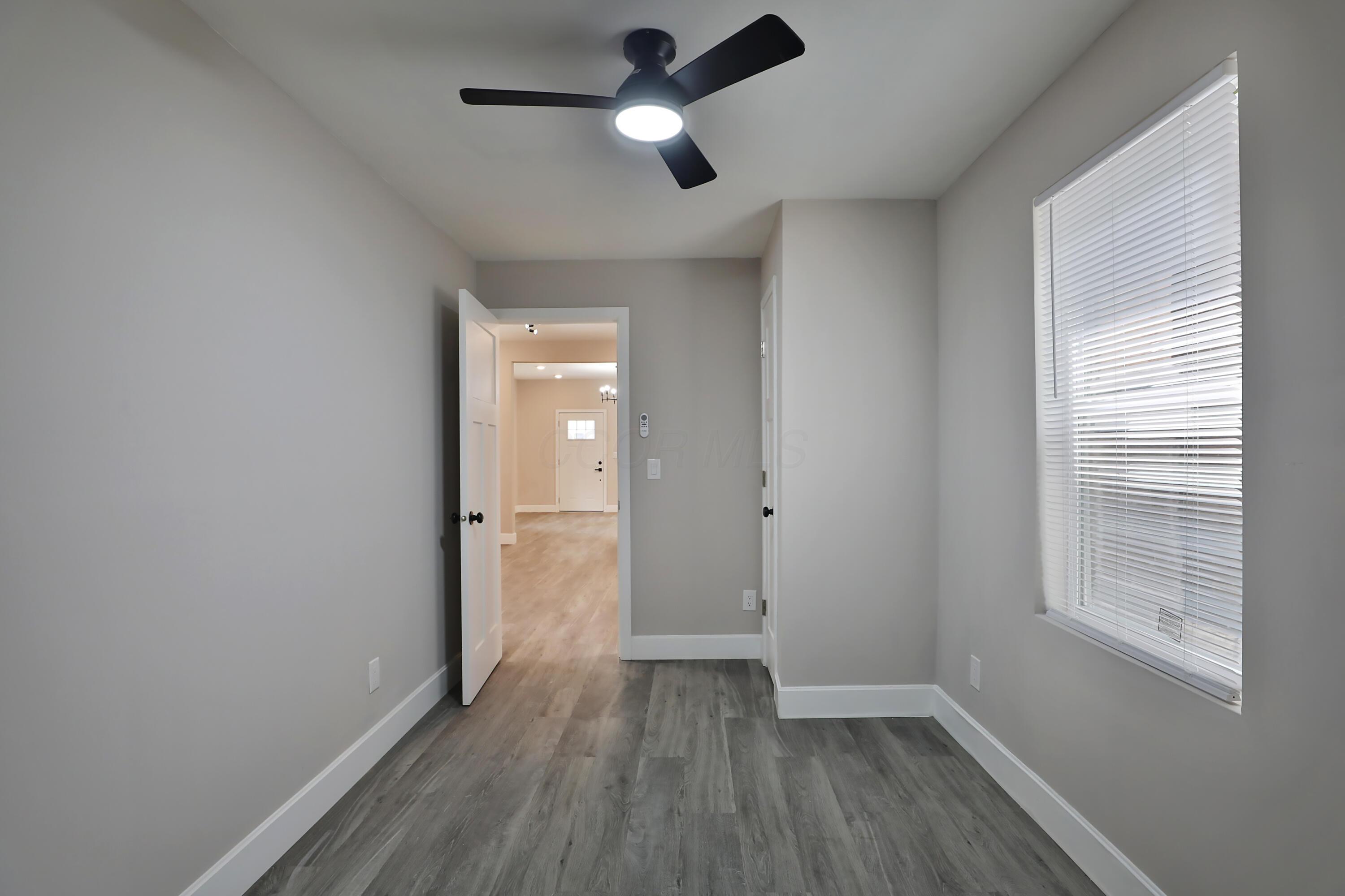 1140 E Mound Street Property Photo 16