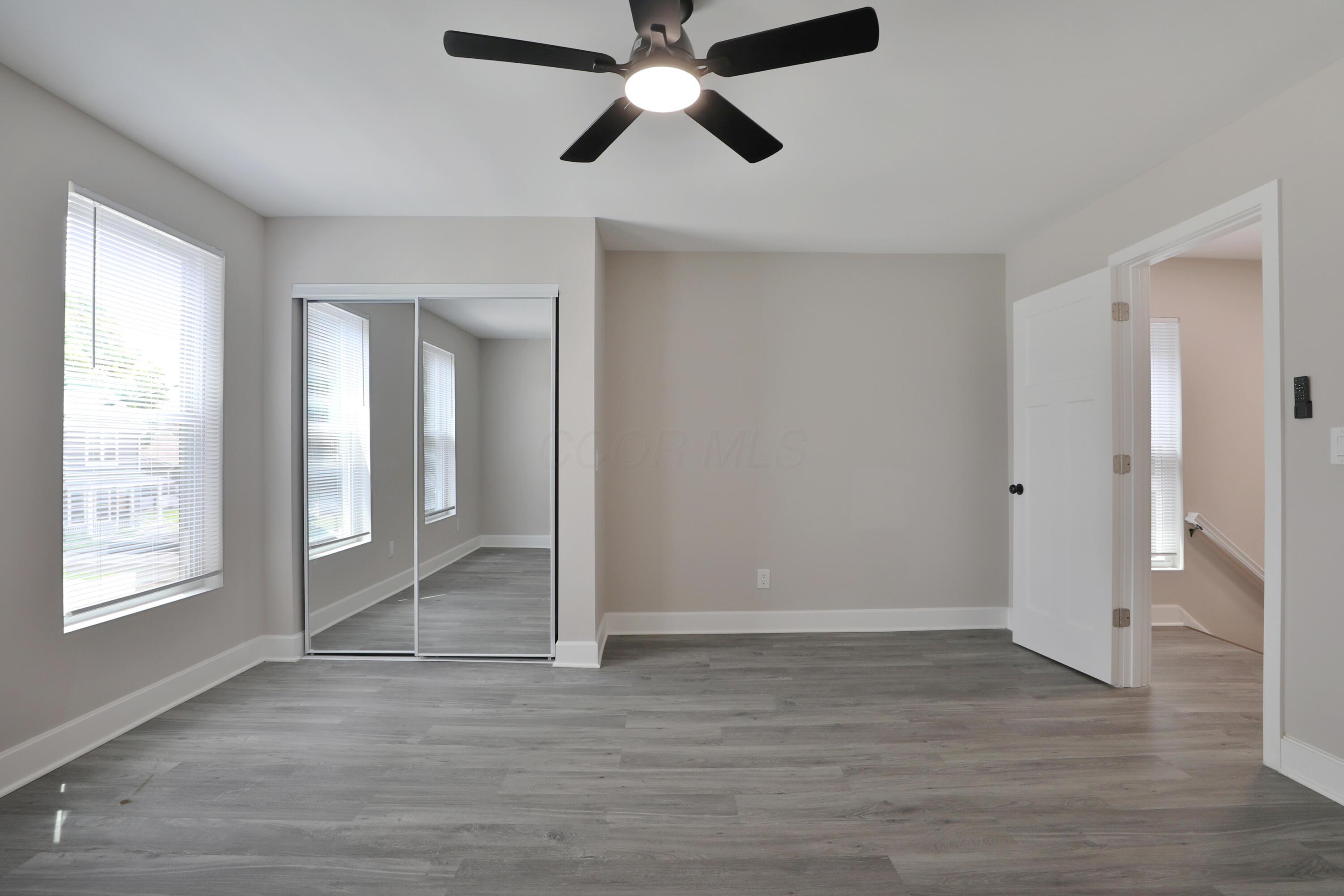 1140 E Mound Street Property Photo 26