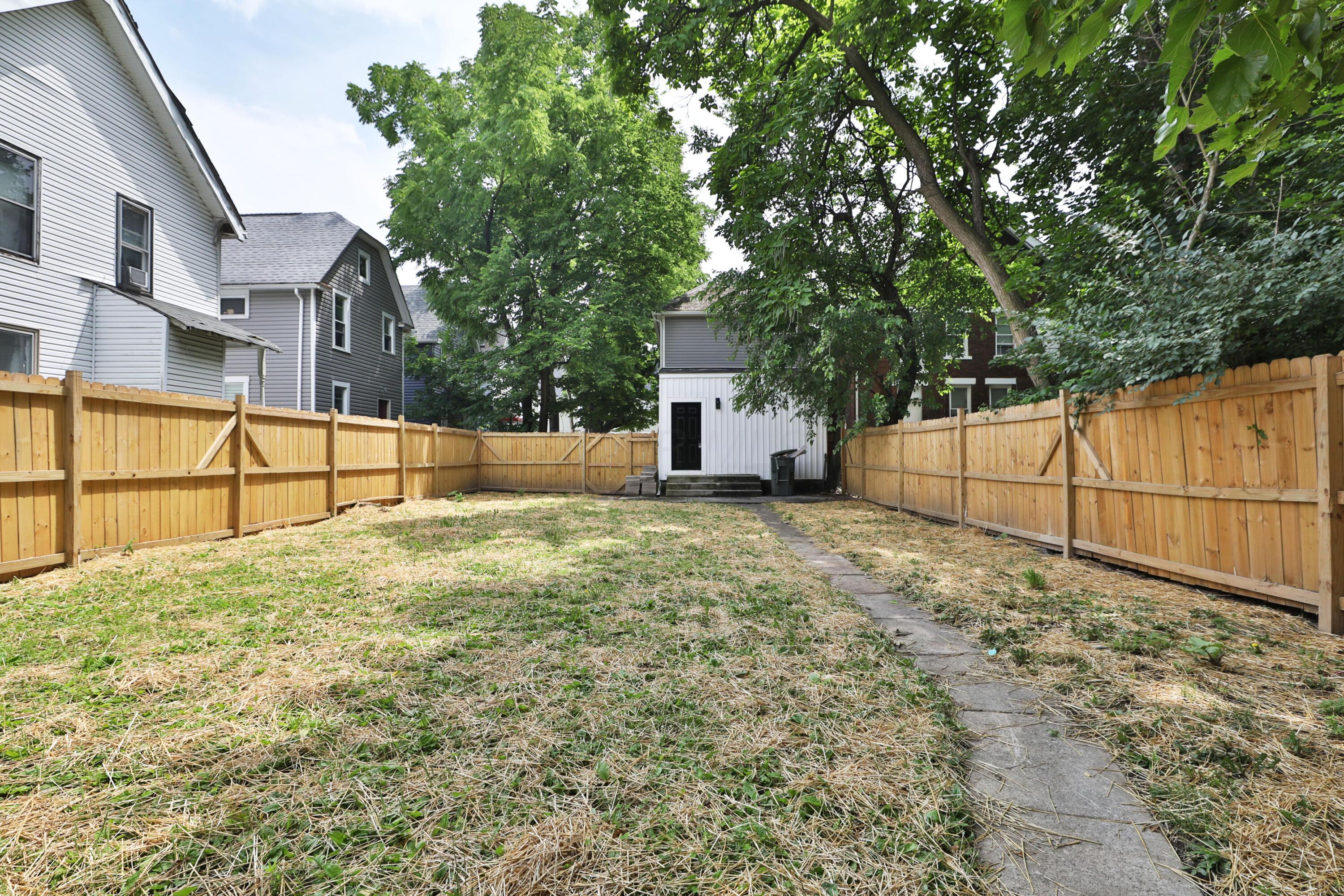 1140 E Mound Street Property Photo 37