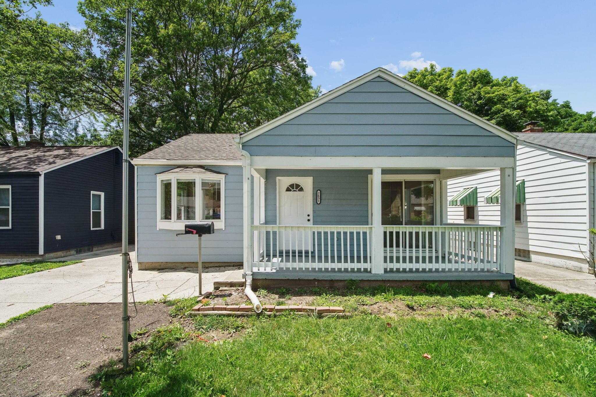 2651 Audubon Road Property Photo 4