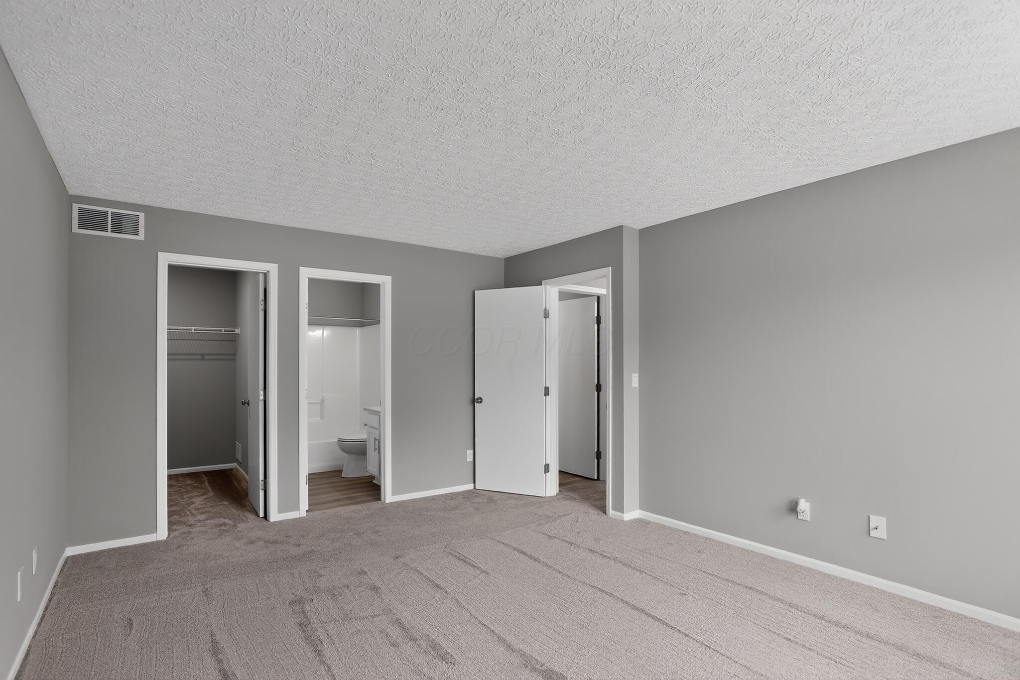 2724 Raphael Drive Property Photo 10