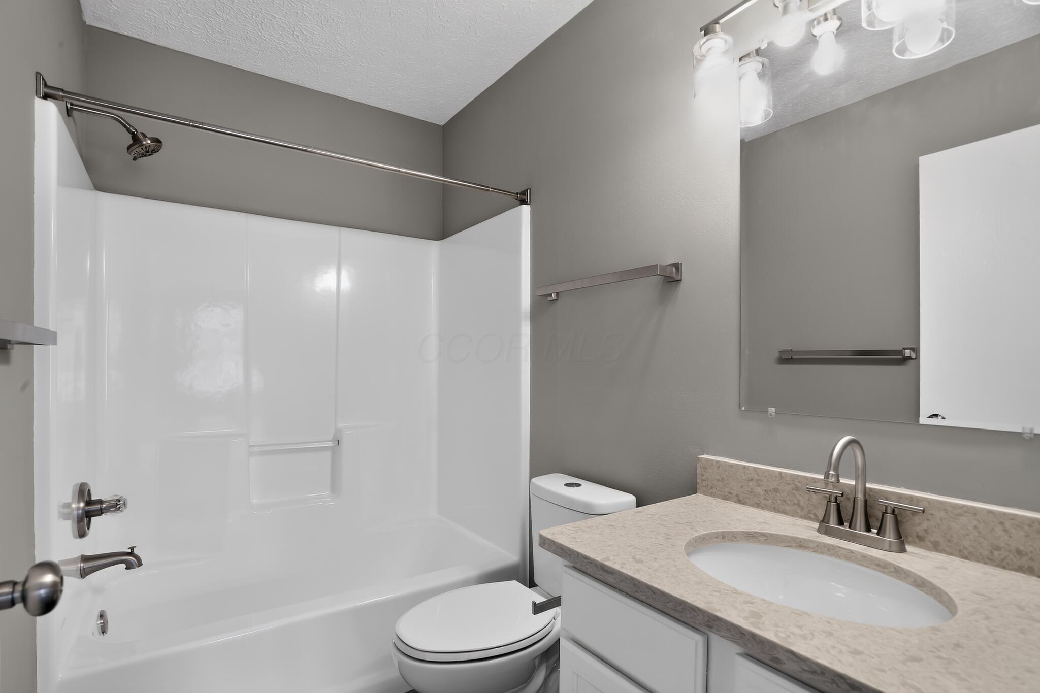 2724 Raphael Drive Property Photo 15