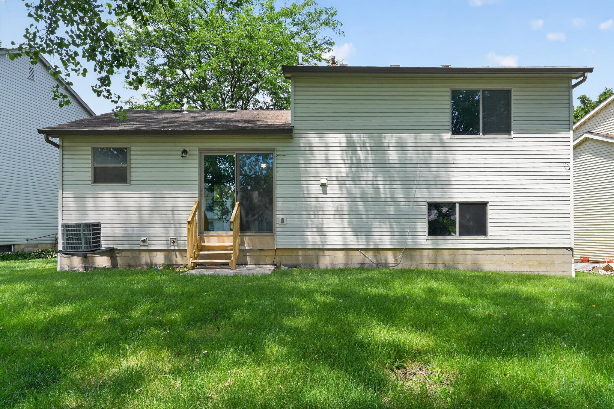 2836 Beal Drive Property Photo 3