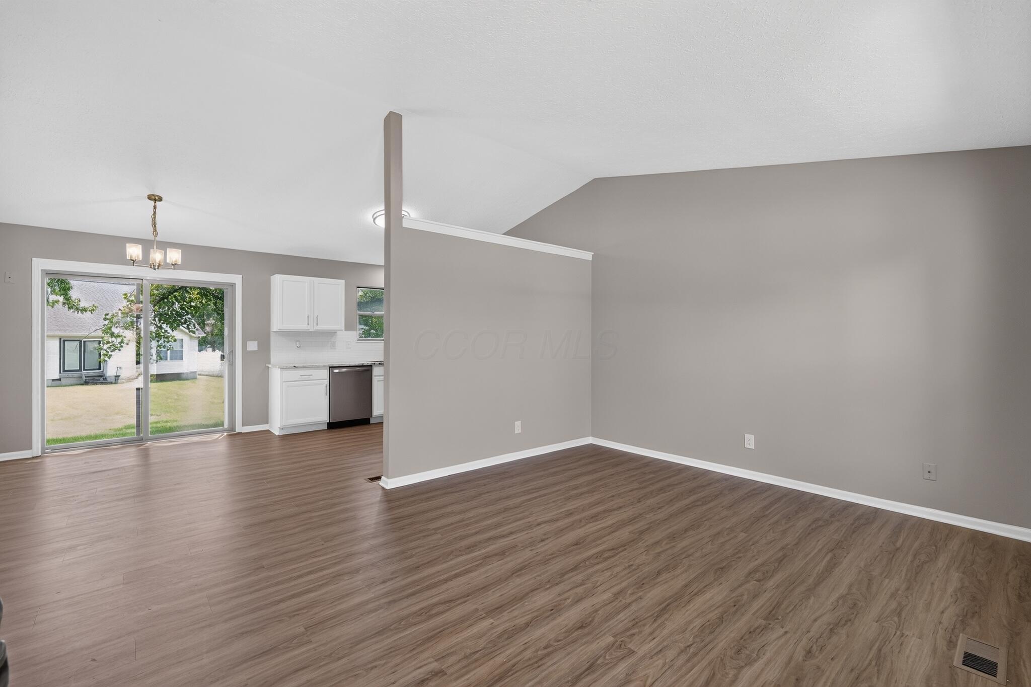2836 Beal Drive Property Photo 6